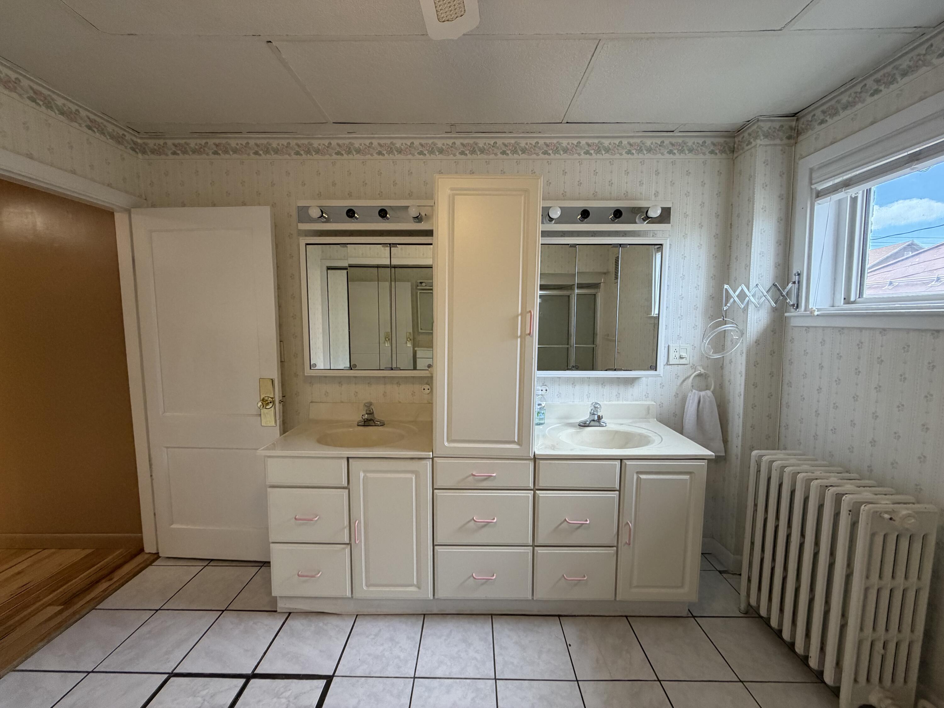 328 Main Street Property Photo 24