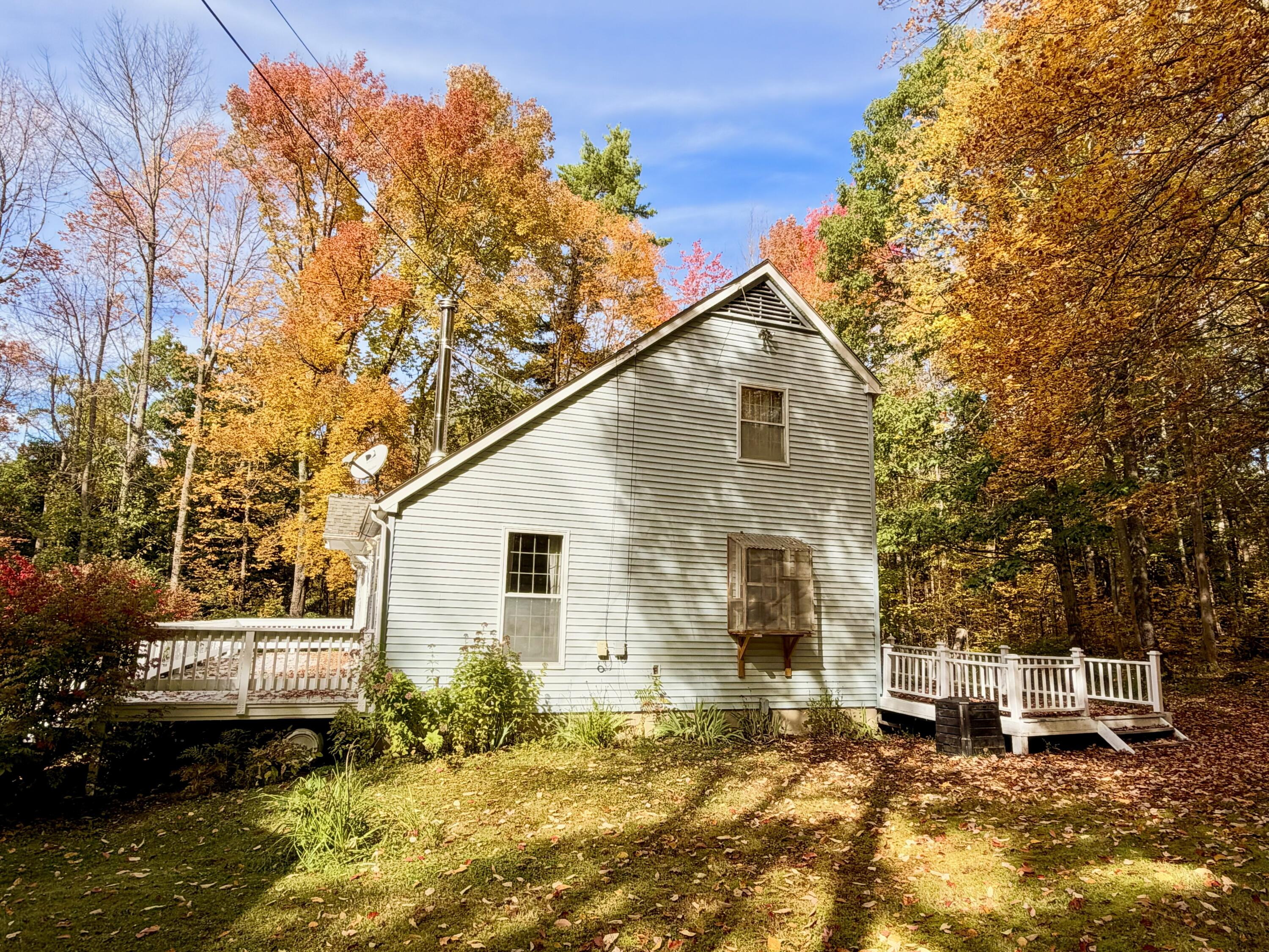 2116 Carmel Road N Property Photo 3
