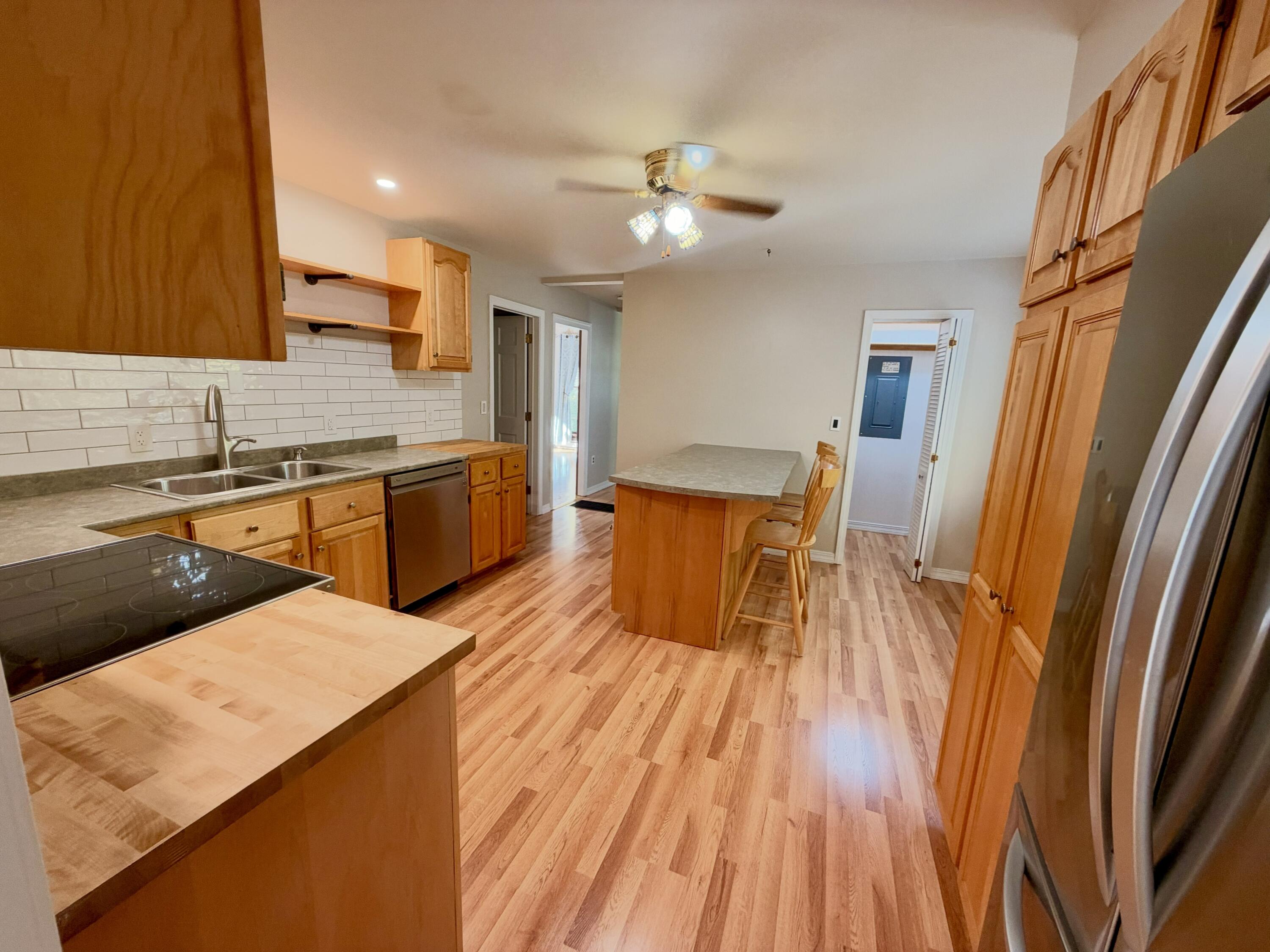 2116 Carmel Road N Property Photo 13