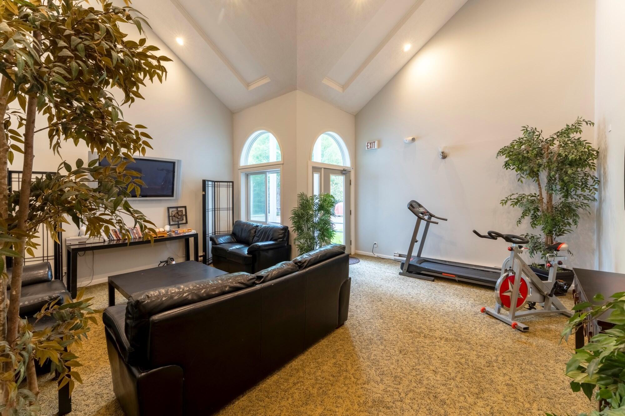 79 E Ridge Road 208 Property Photo 14