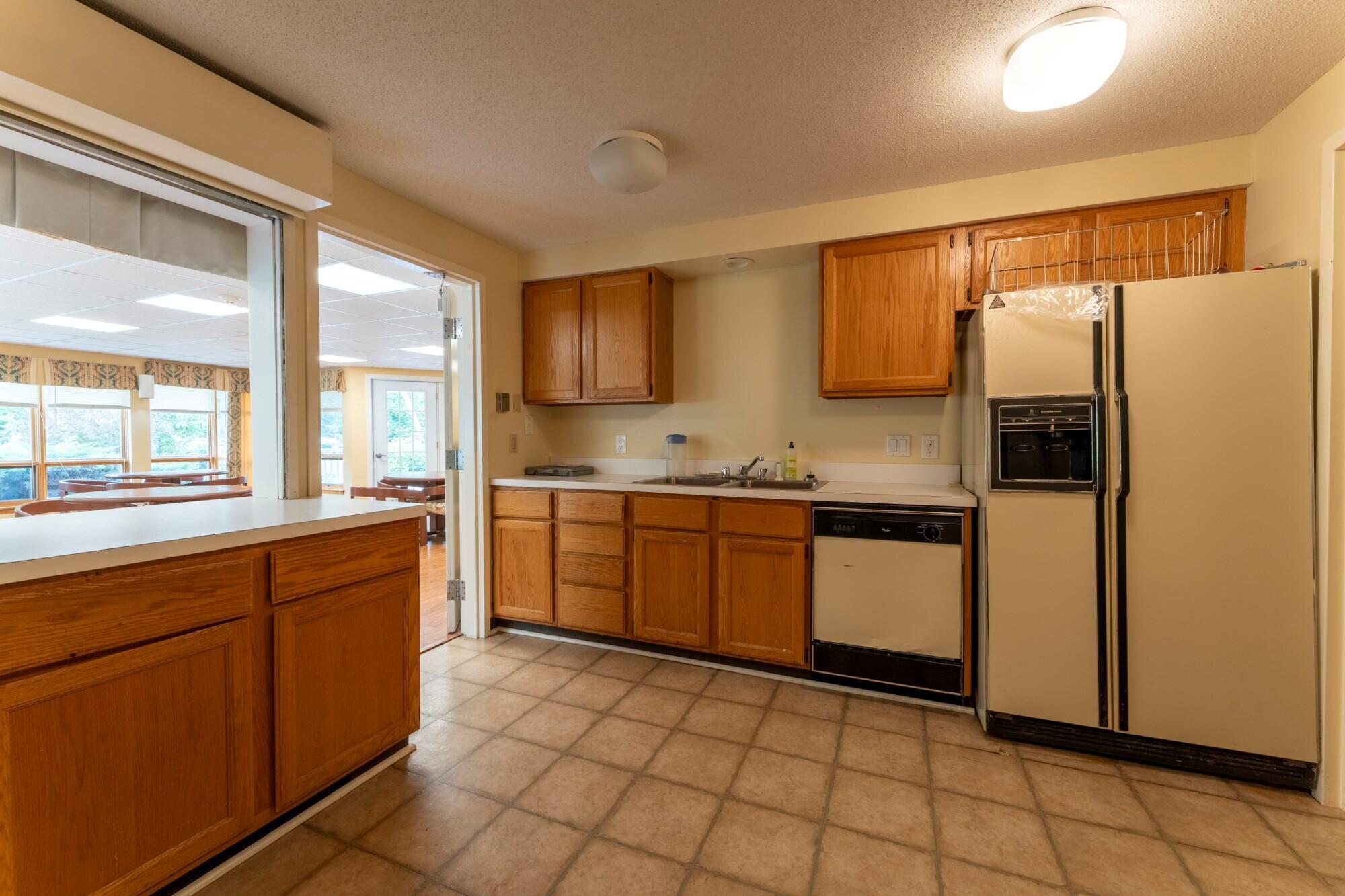 79 E Ridge Road 208 Property Photo 19