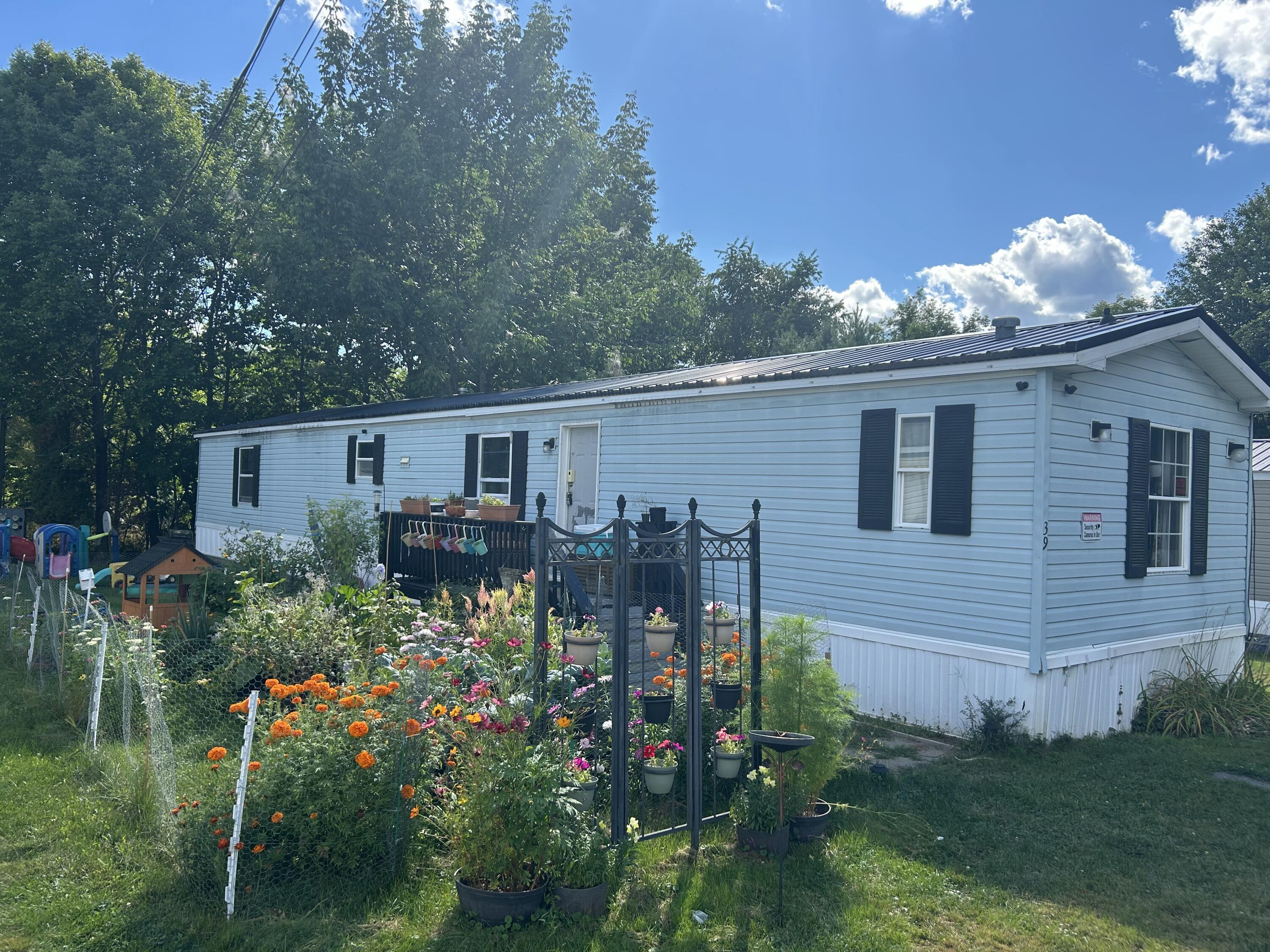 30 Oak Street Property Photo 1
