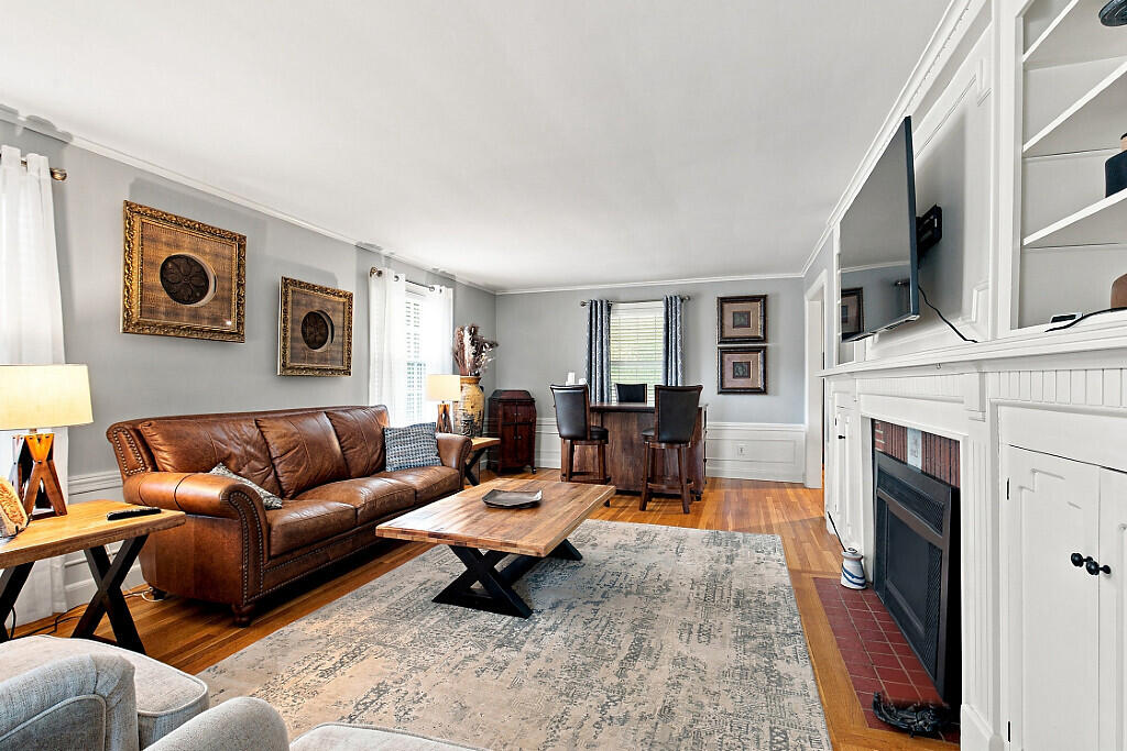 10 Lloyd Road Property Photo 18