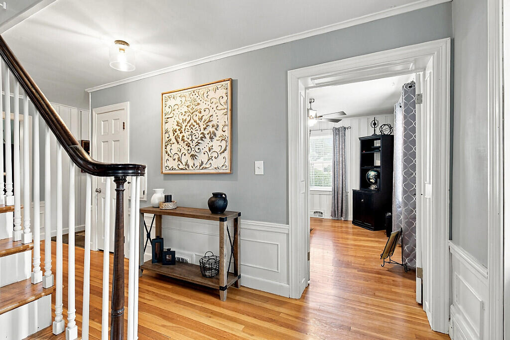 10 Lloyd Road Property Photo 22