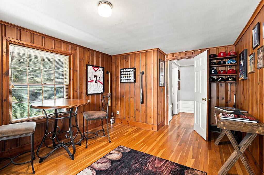 10 Lloyd Road Property Photo 37