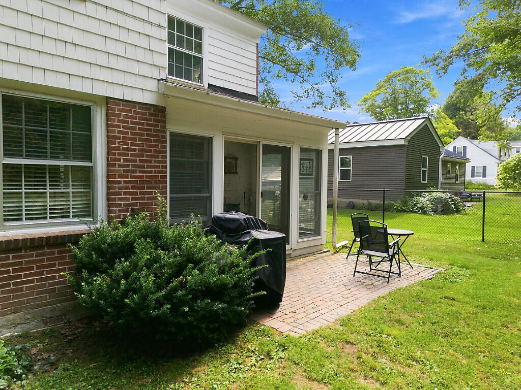 10 Lloyd Road Property Photo 54