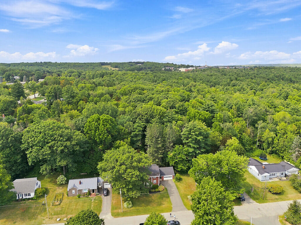10 Lloyd Road Property Photo 57