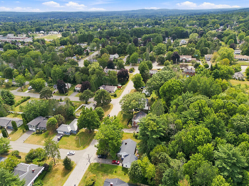 10 Lloyd Road Property Photo 60