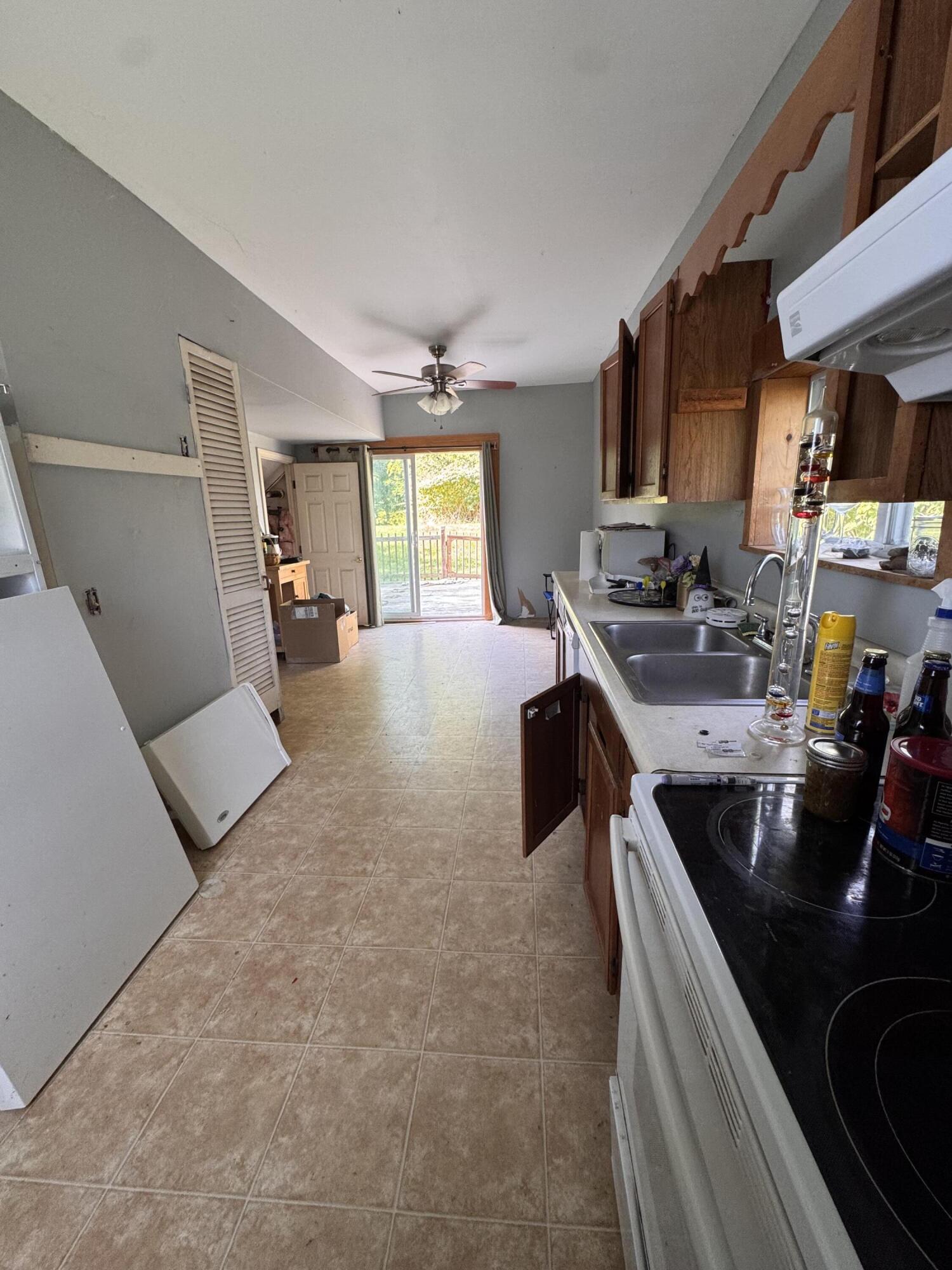 1399 Main Road Property Photo 4