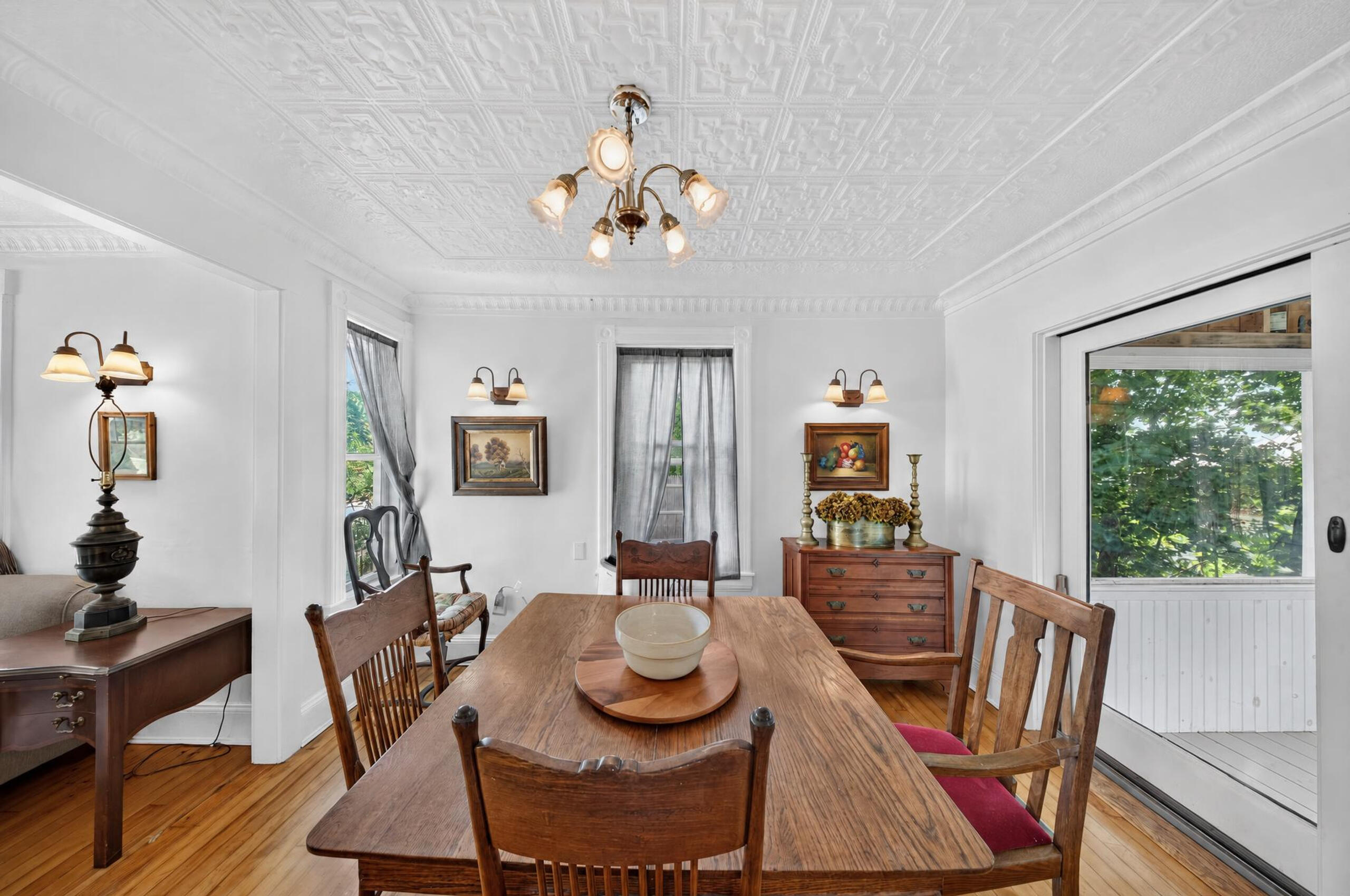 24 Glidden Street Property Photo 11