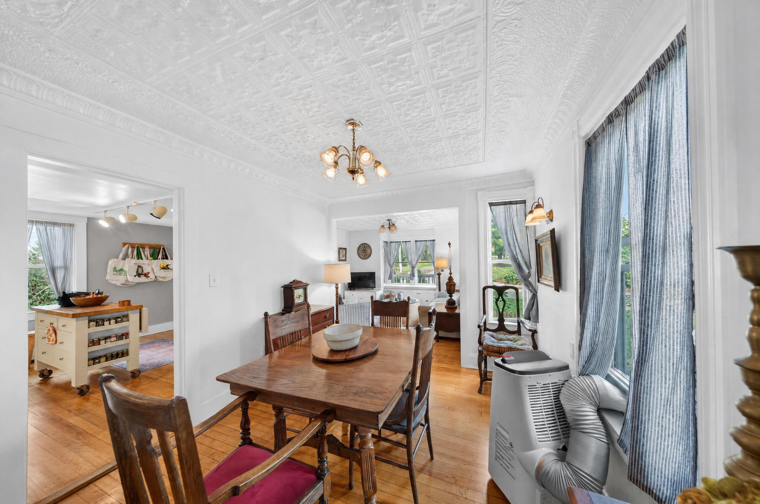 24 Glidden Street Property Photo 13