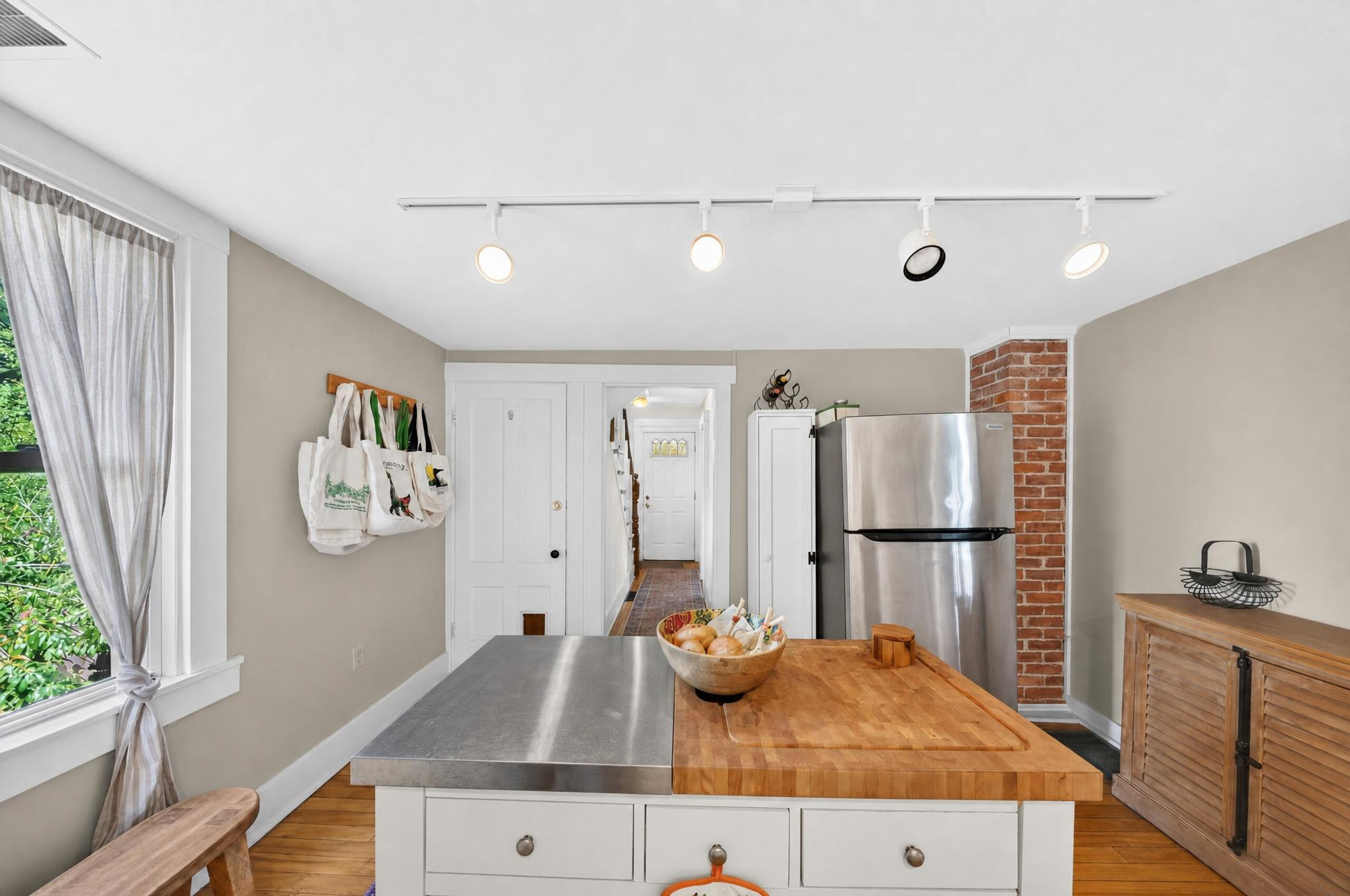 24 Glidden Street Property Photo 19