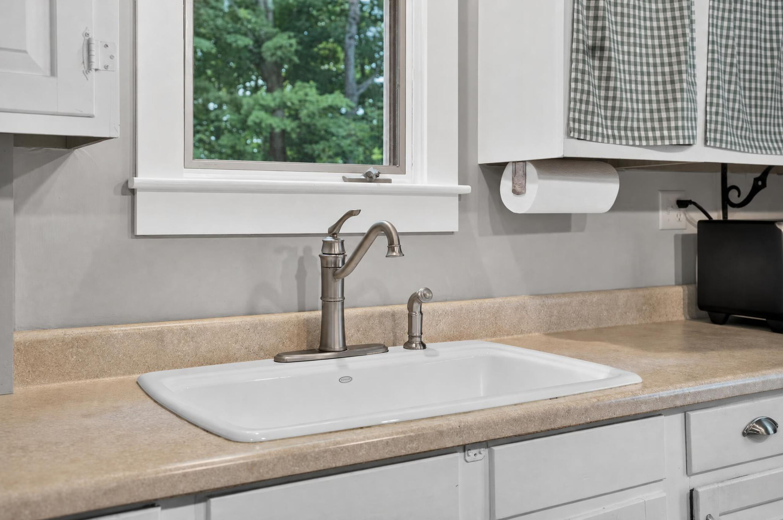 24 Glidden Street Property Photo 20