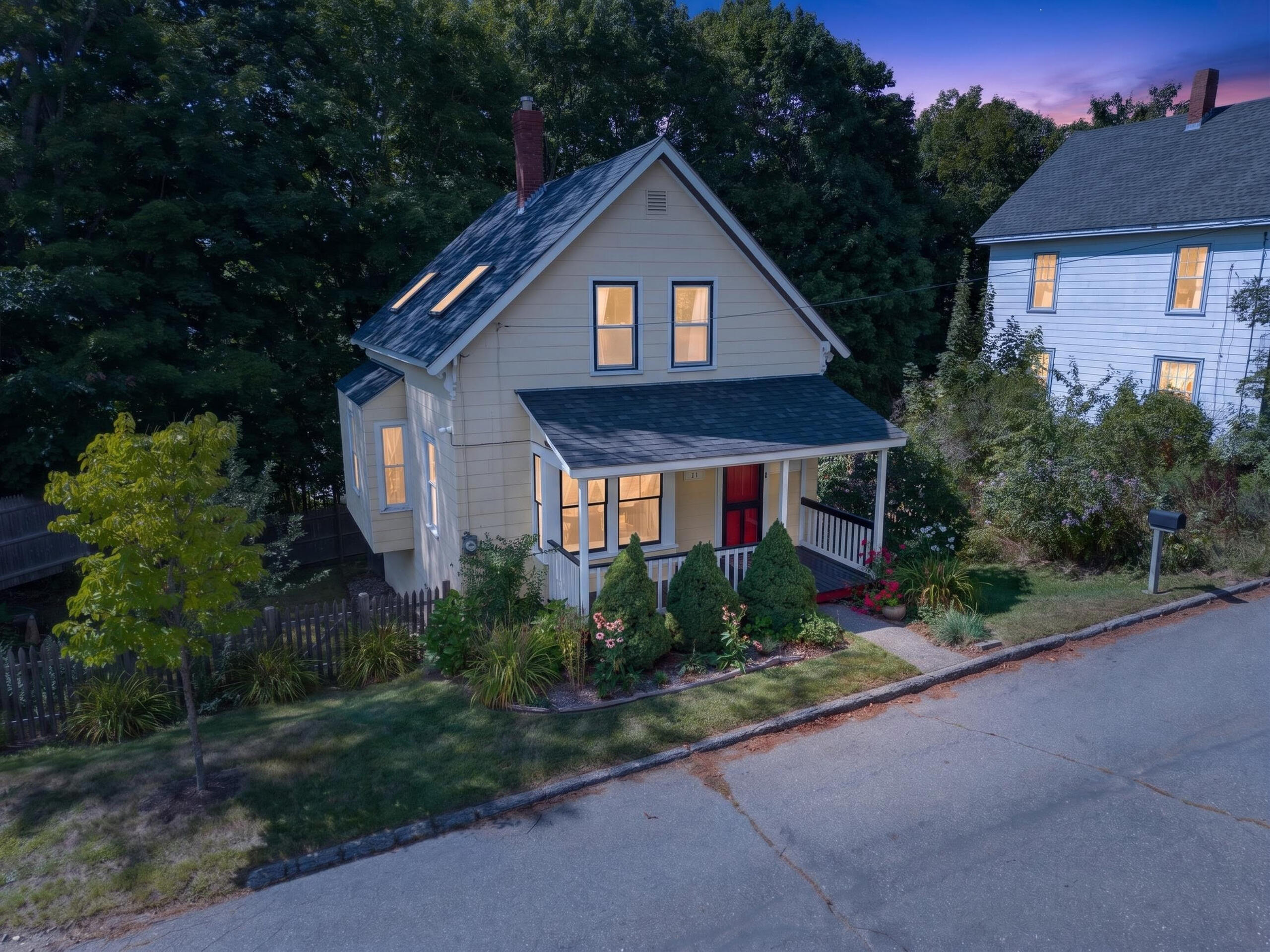 24 Glidden Street Property Photo 28