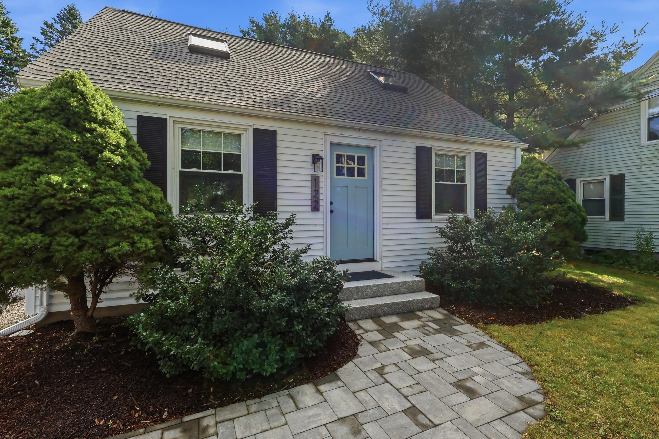 122 Boothby Avenue Property Photo 3