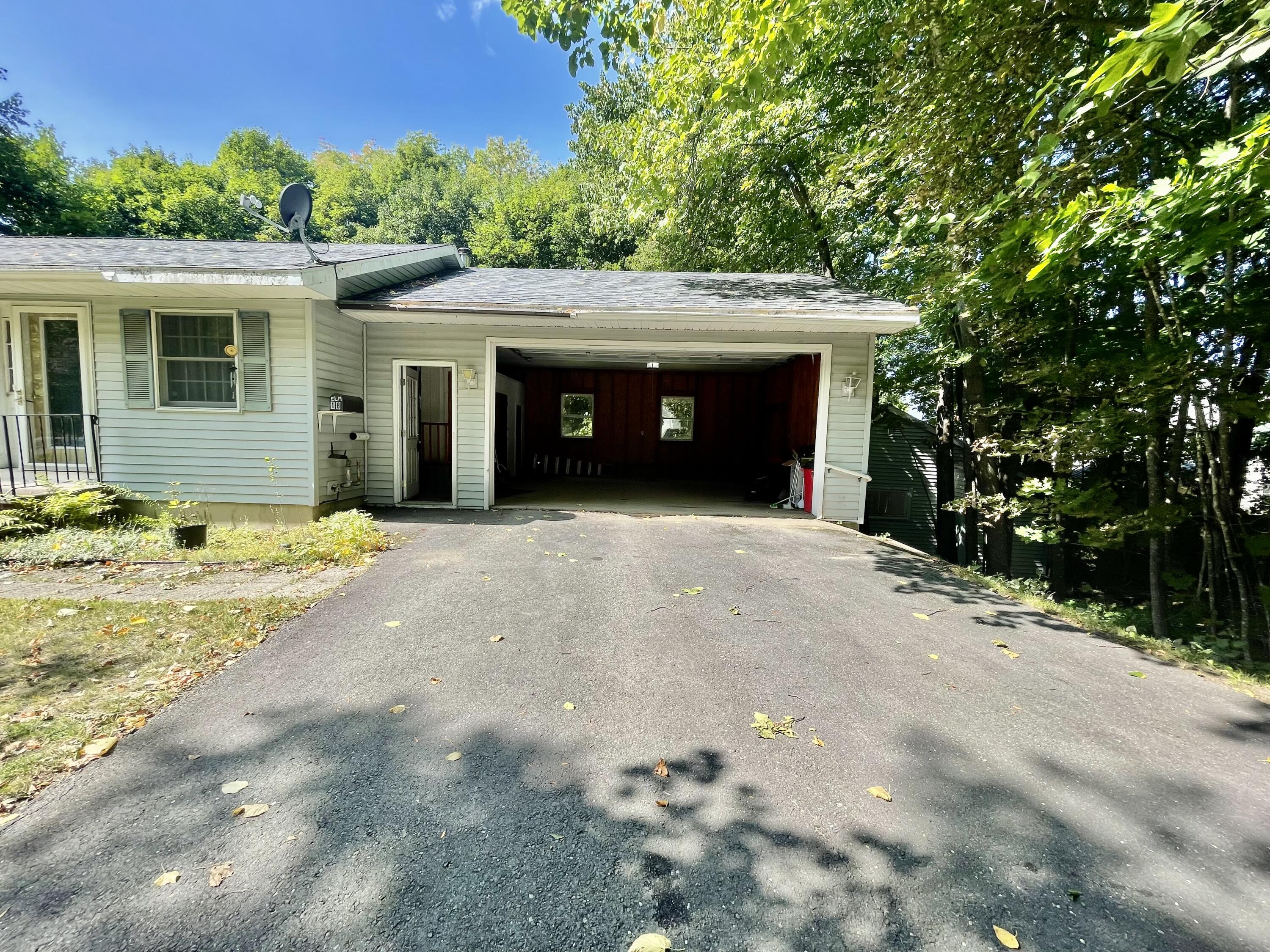 18 Elm Street Property Photo 3