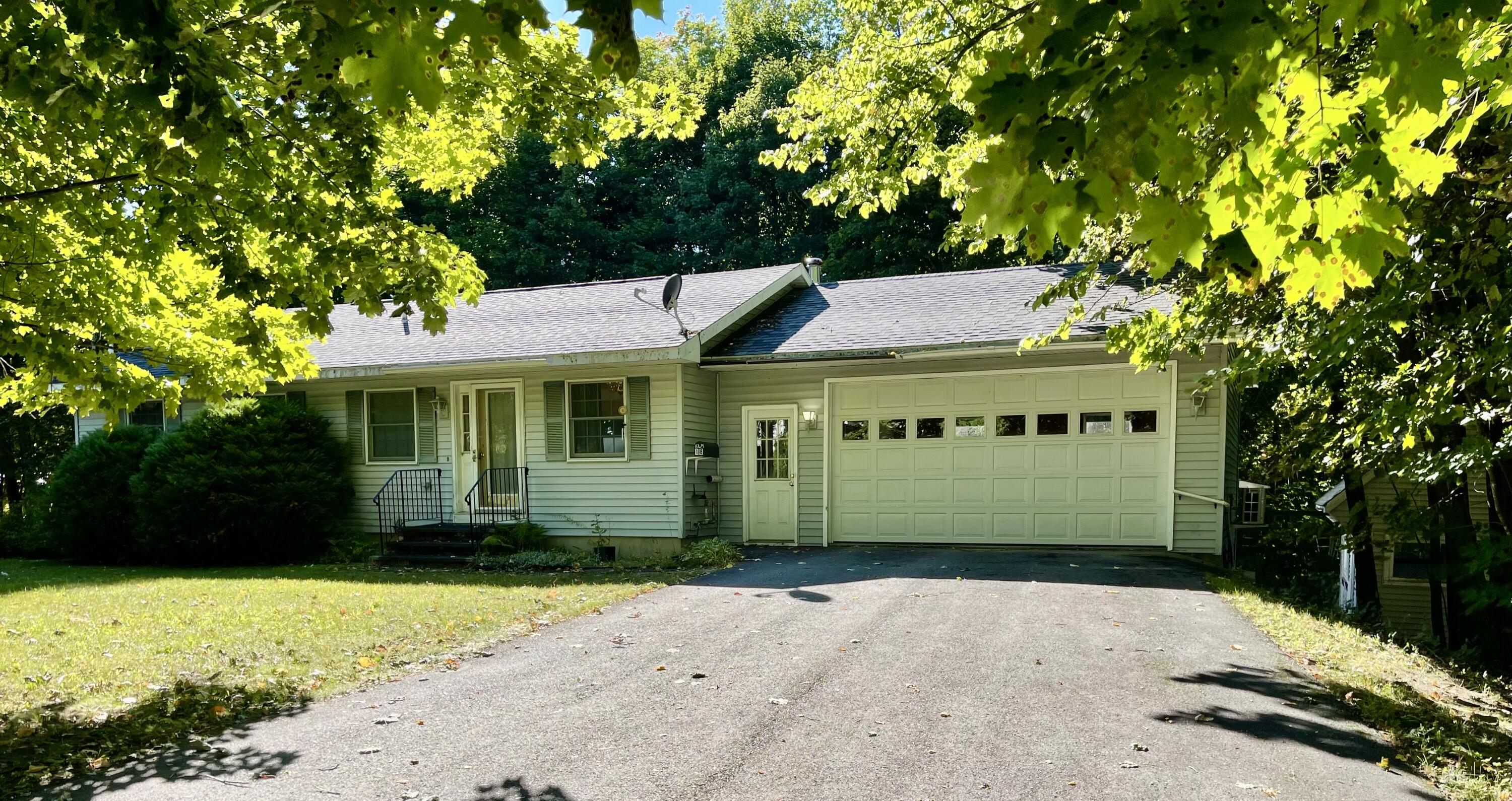 18 Elm Street Property Photo 70