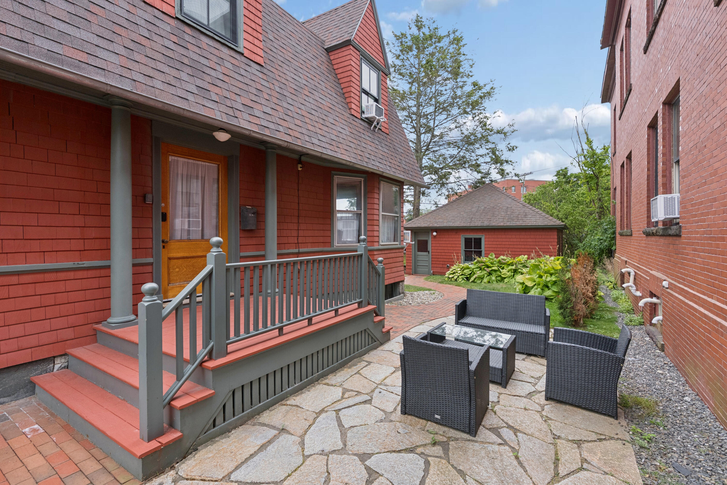 25 Bramhall Street Property Photo 1