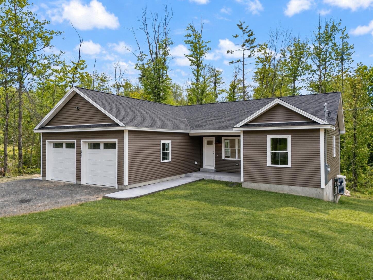 1508 Foxes Ridge Road Property Photo 1
