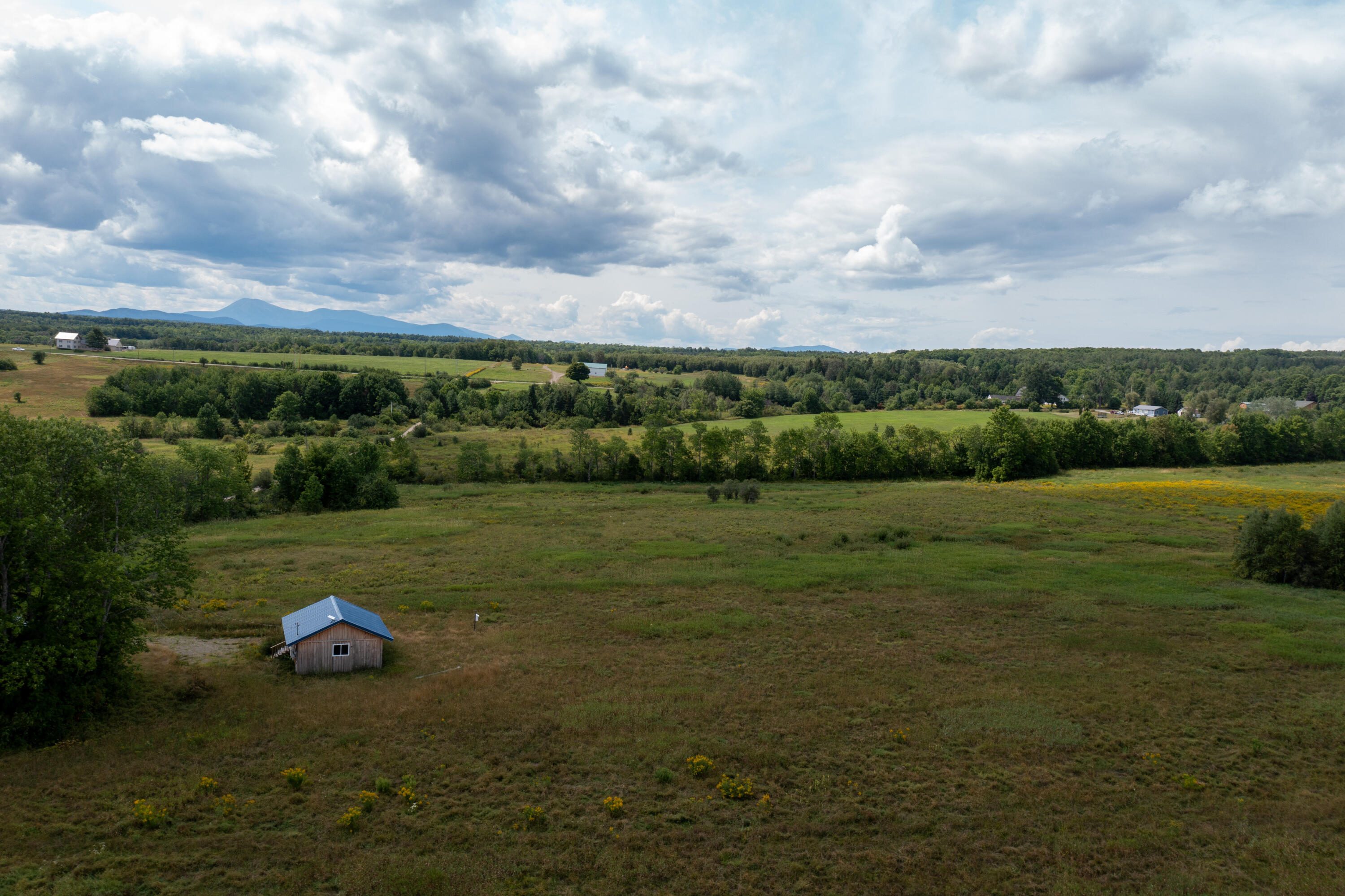 66 Winding Hill Road Property Photo 8