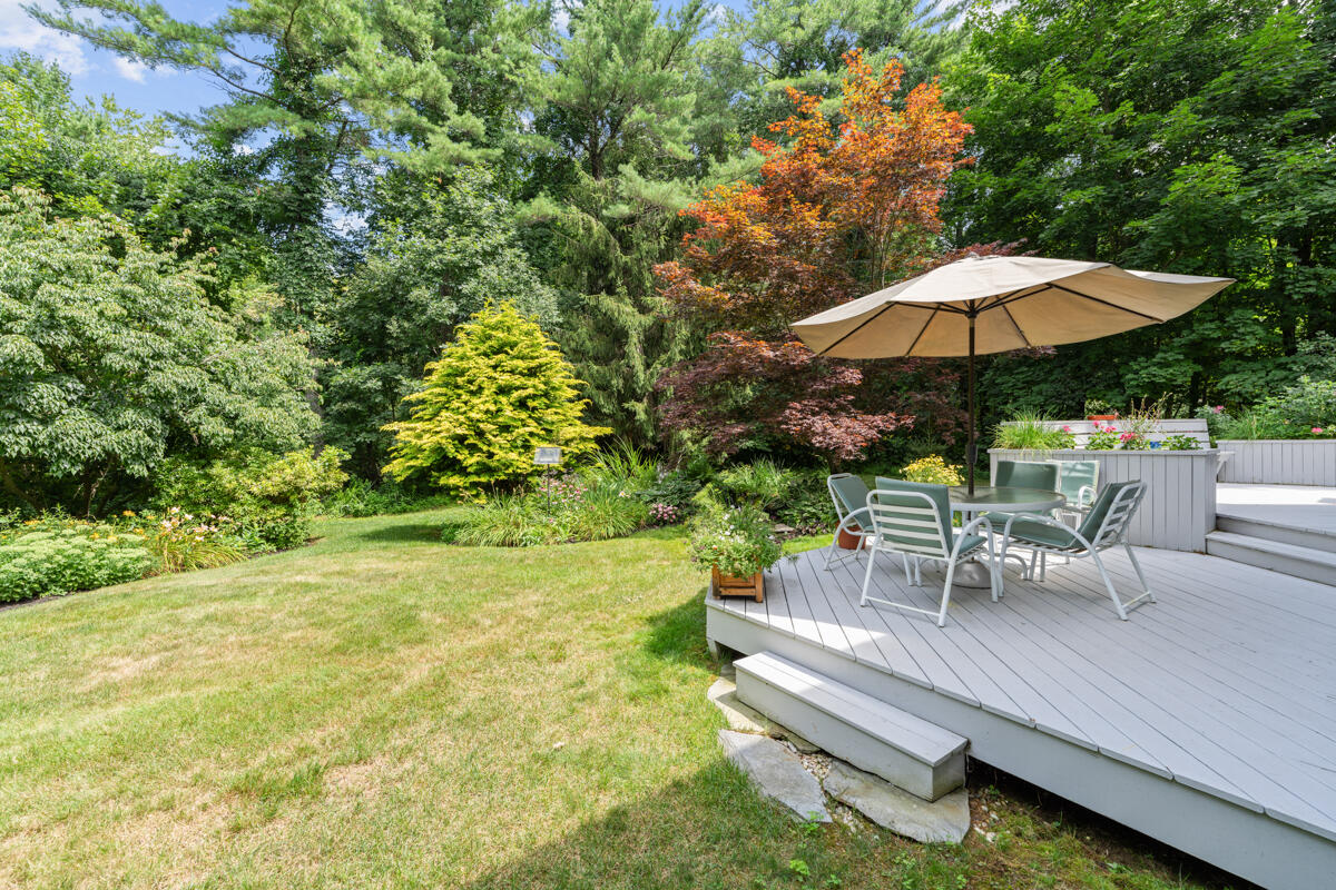 40 Powell Road Property Photo 11