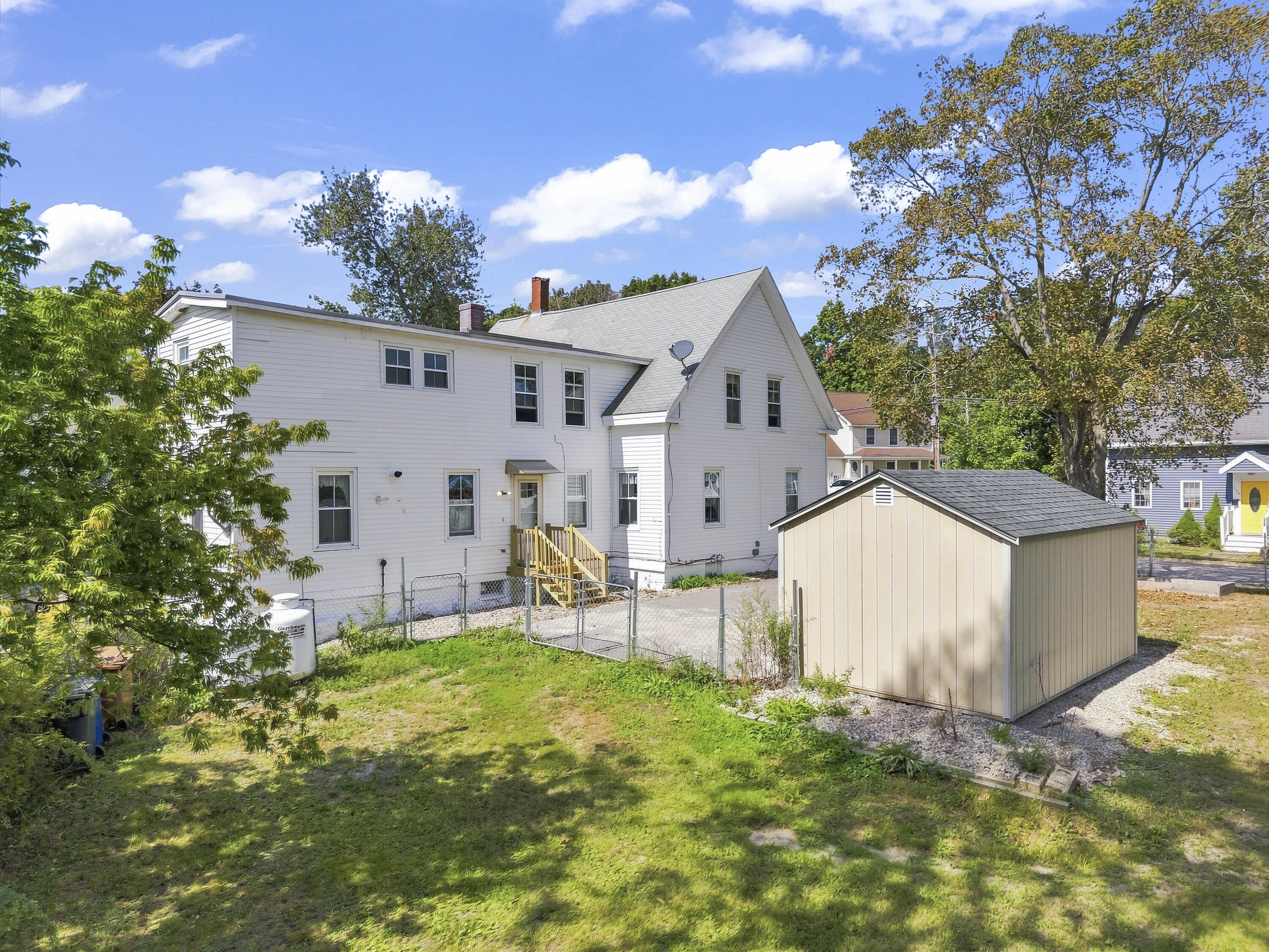 131 Common Street Property Photo 5