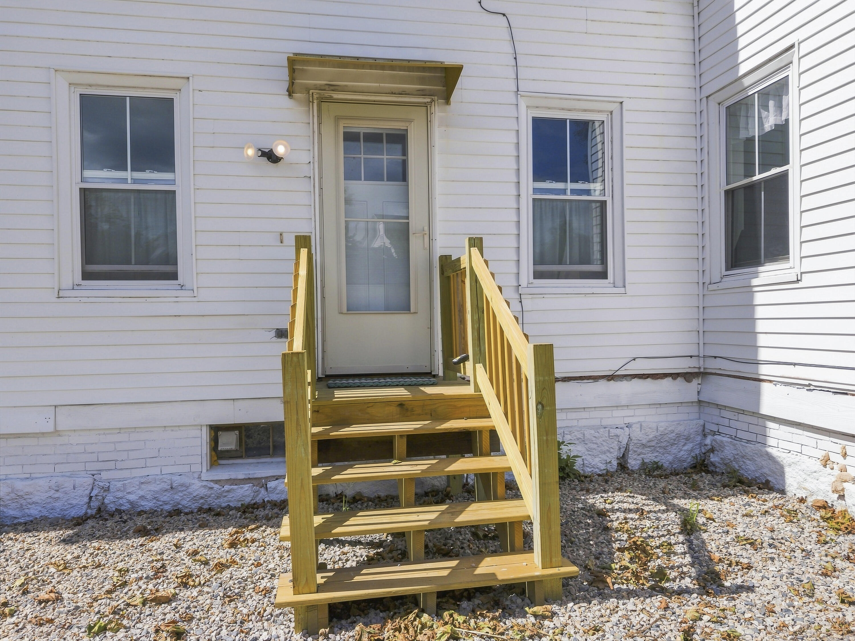 131 Common Street Property Photo 7