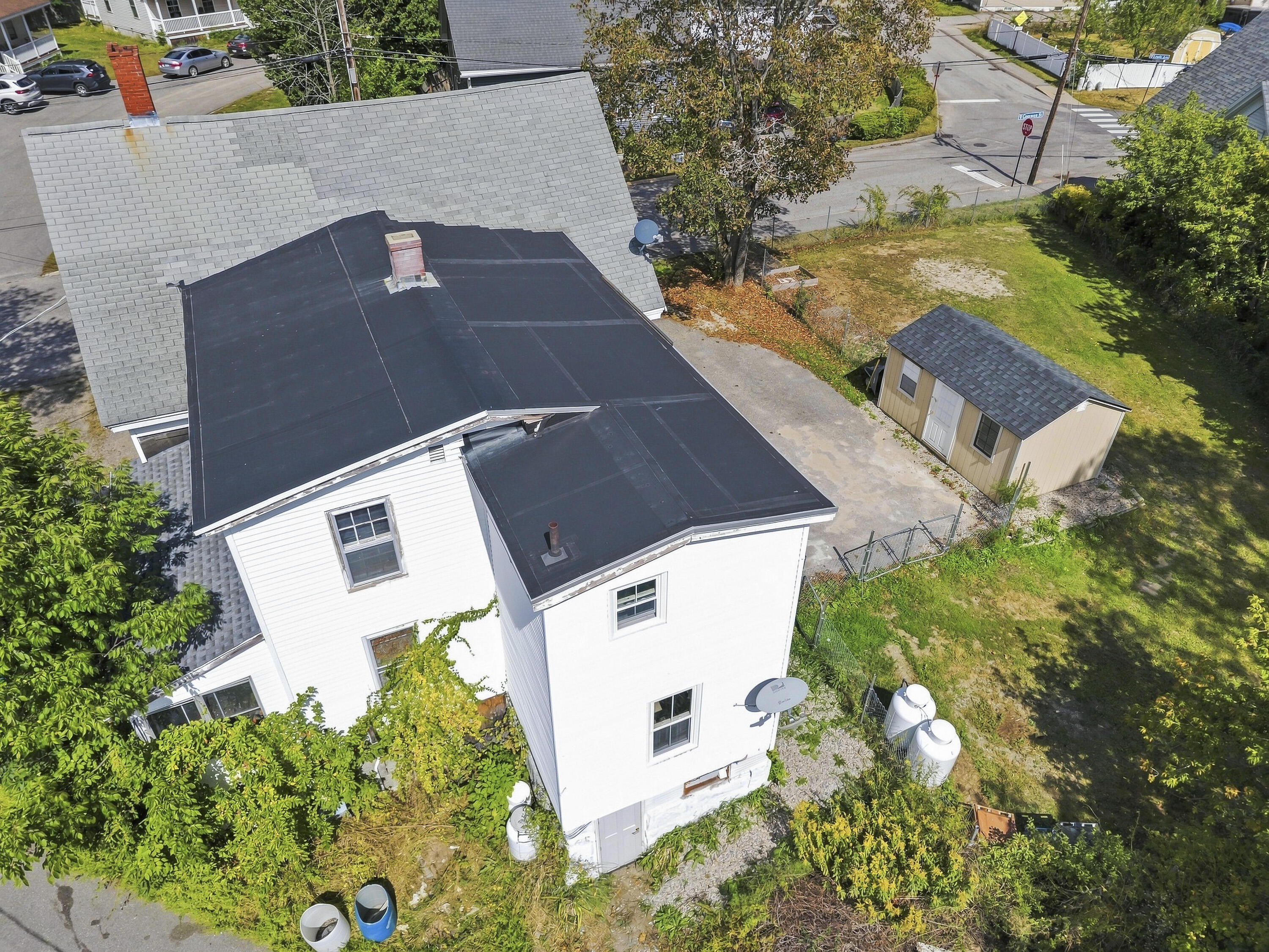 131 Common Street Property Photo 8