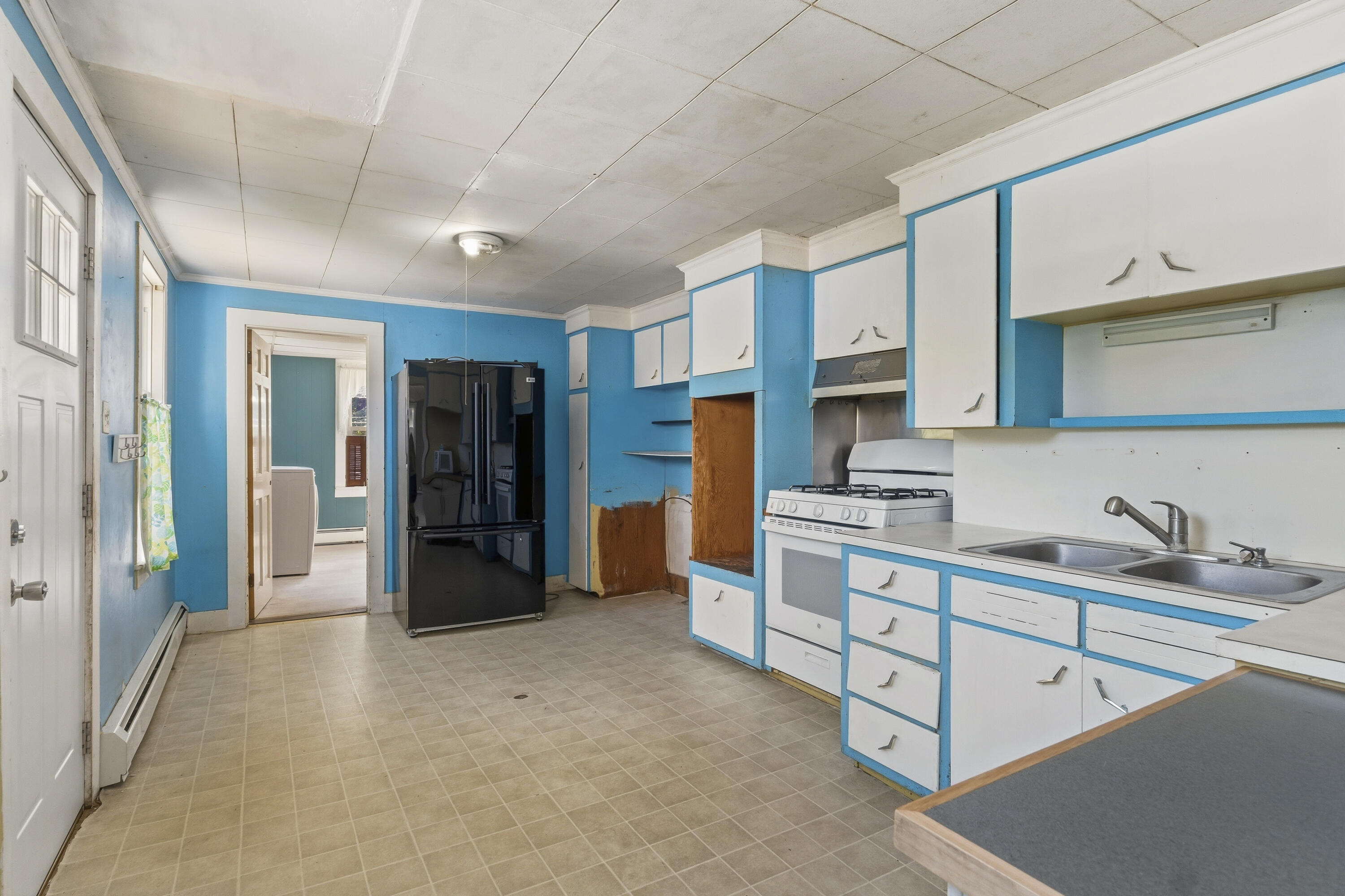 131 Common Street Property Photo 14
