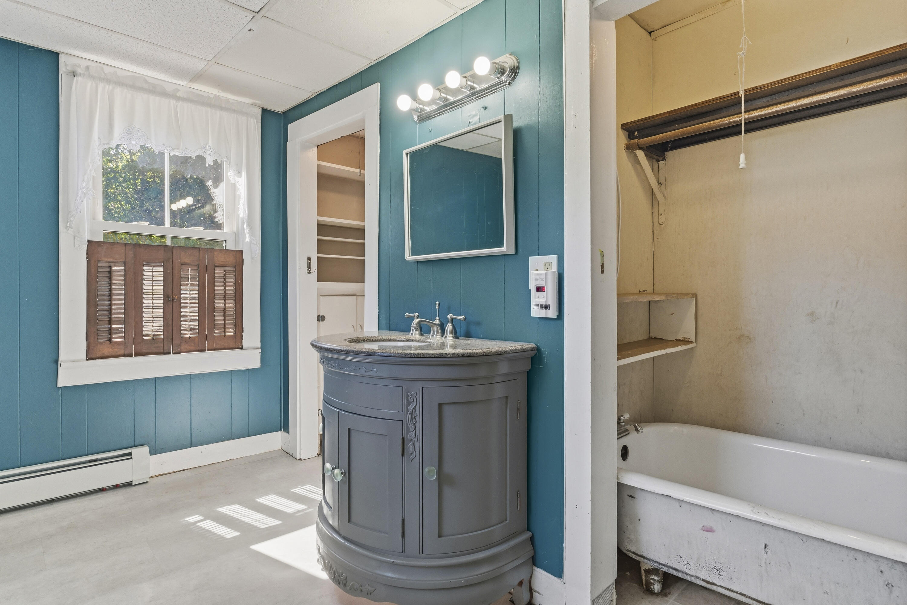 131 Common Street Property Photo 15