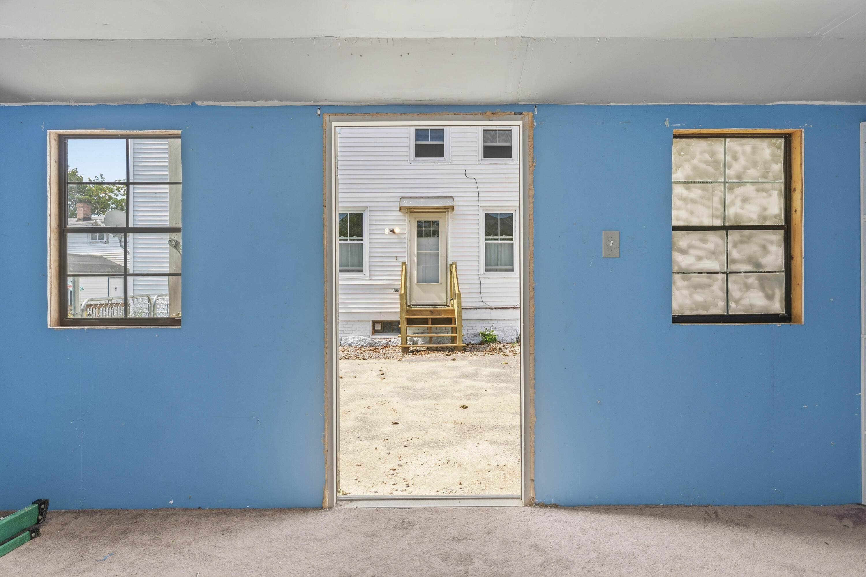 131 Common Street Property Photo 32