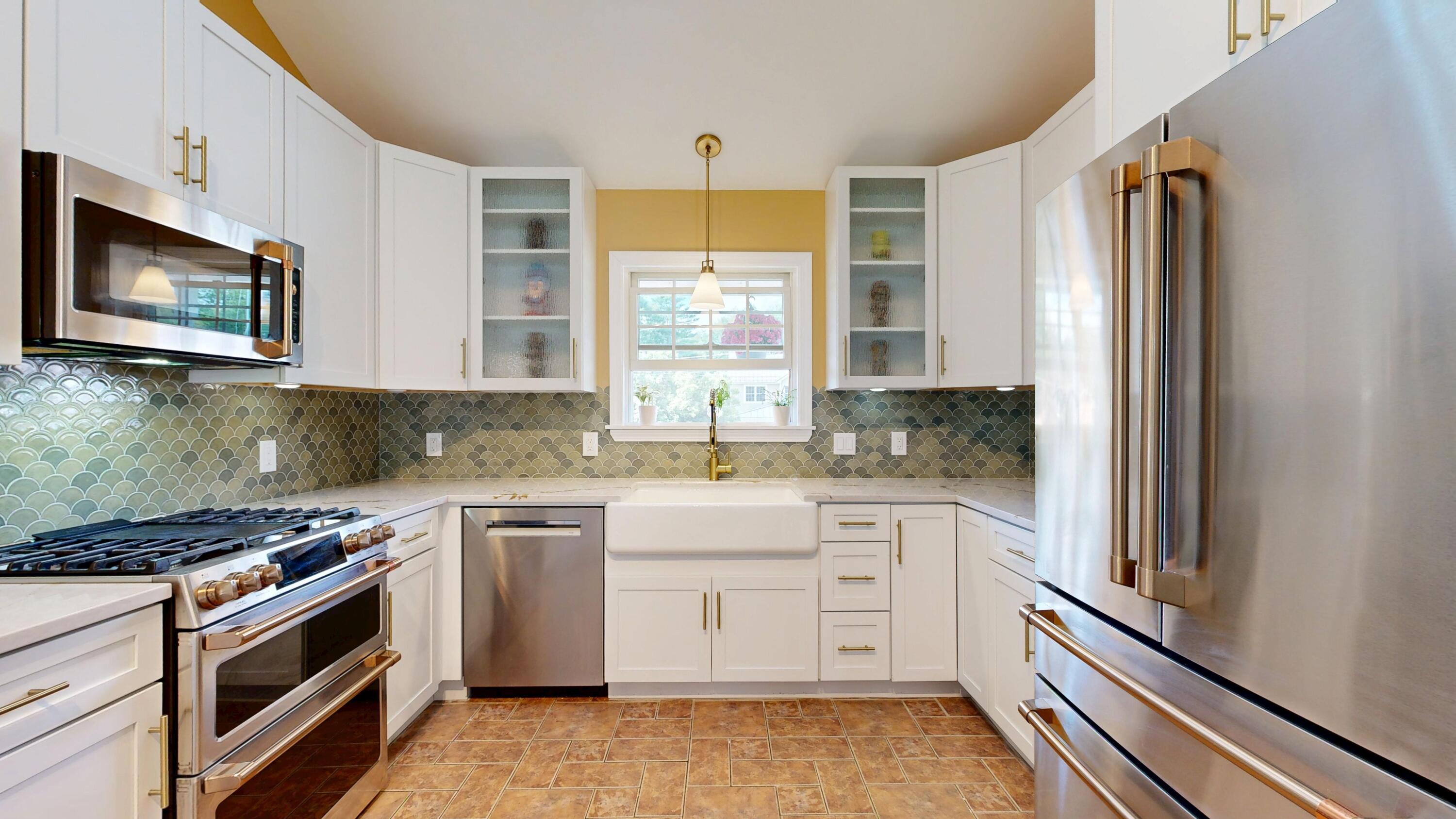 33 Waters Edge Drive Property Photo 19