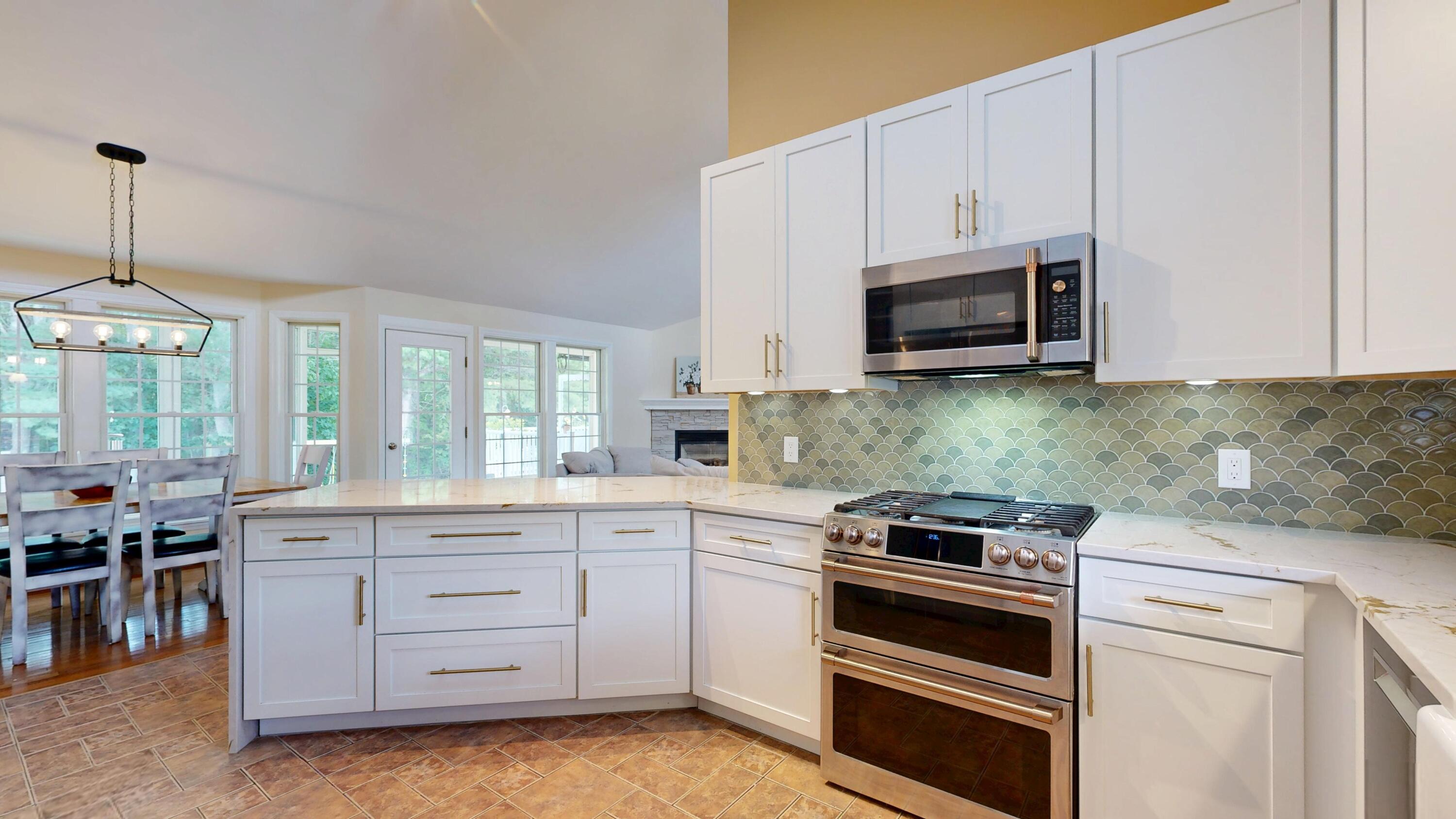 33 Waters Edge Drive Property Photo 22