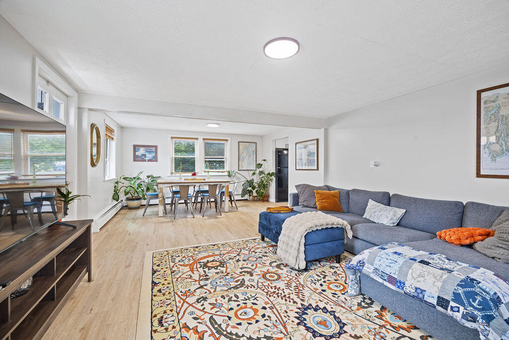 22 Raymond Street Property Photo 7