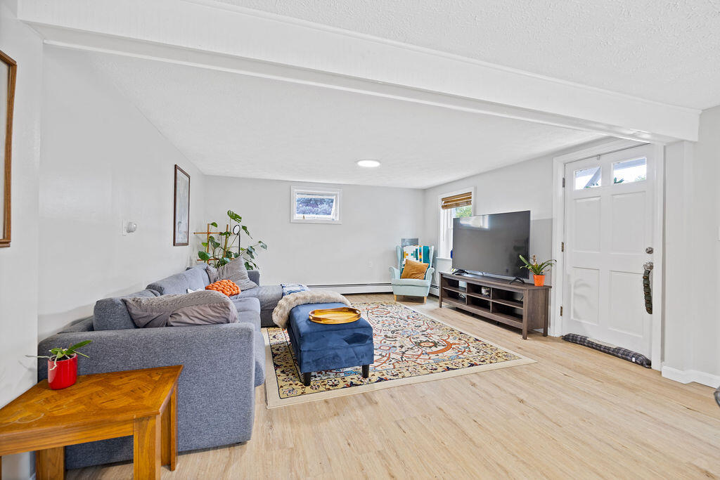 22 Raymond Street Property Photo 8