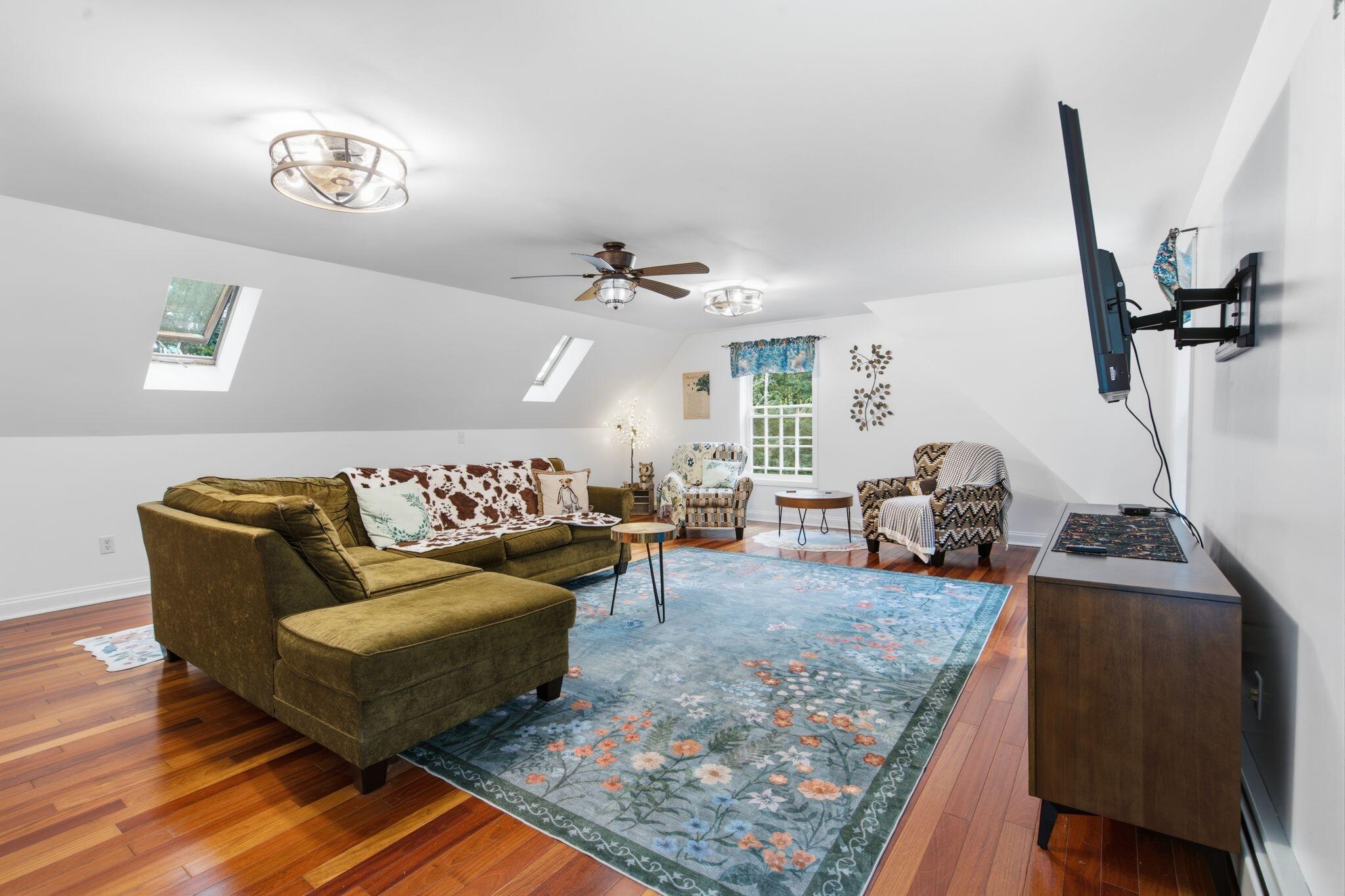 64 River Road Property Photo 47
