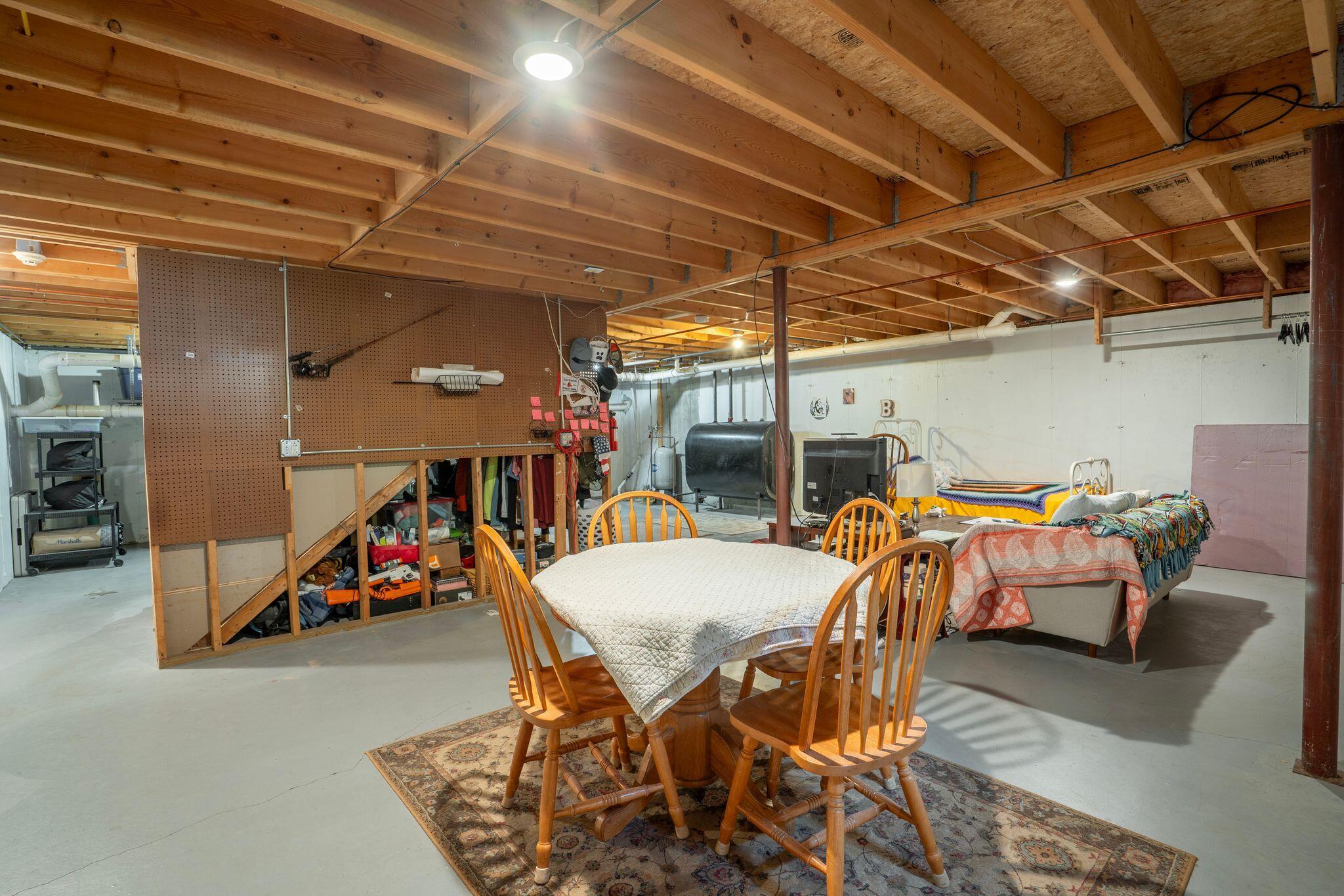 64 River Road Property Photo 49
