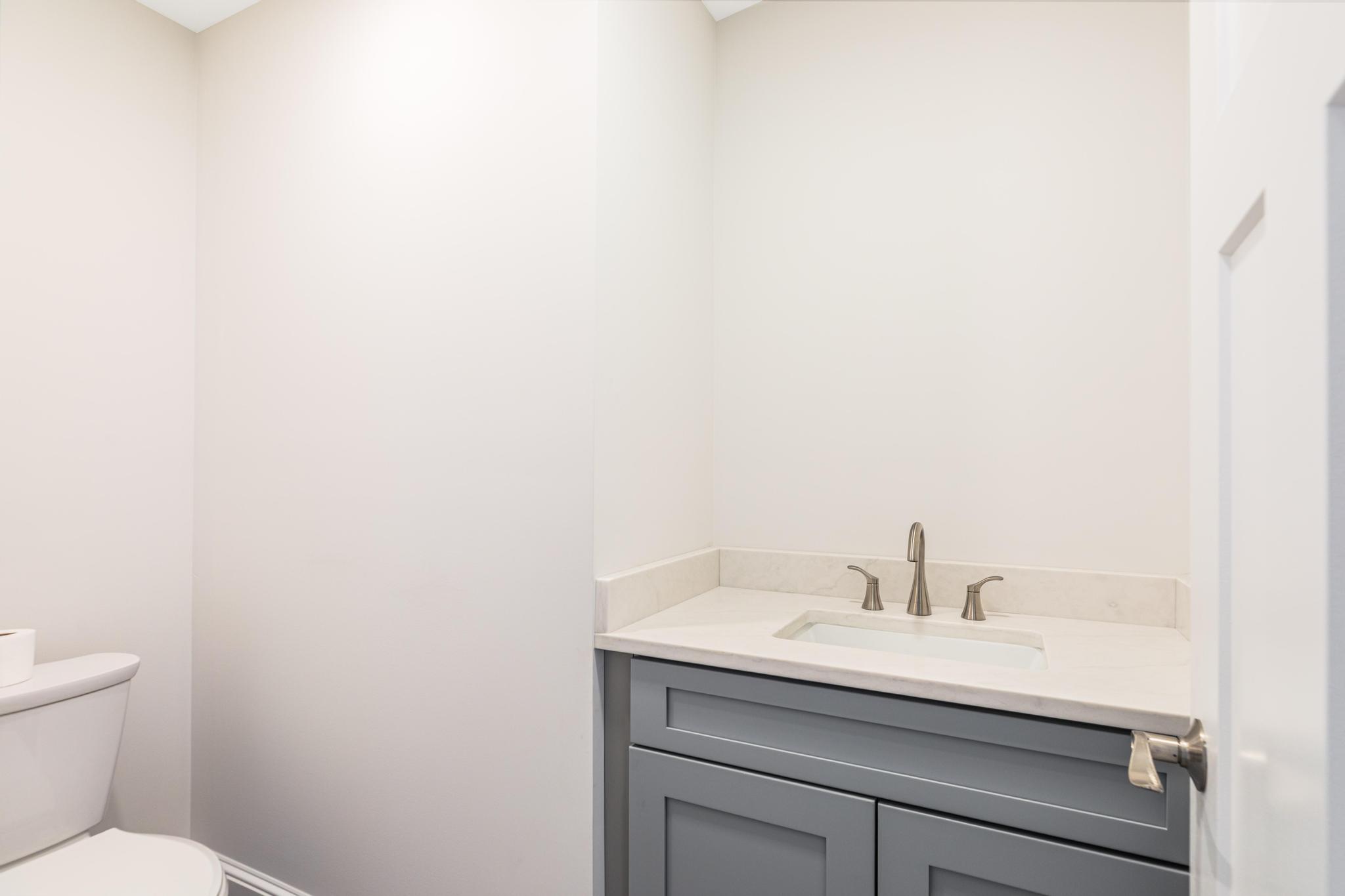 13 Tomahawk Lane Property Photo 8
