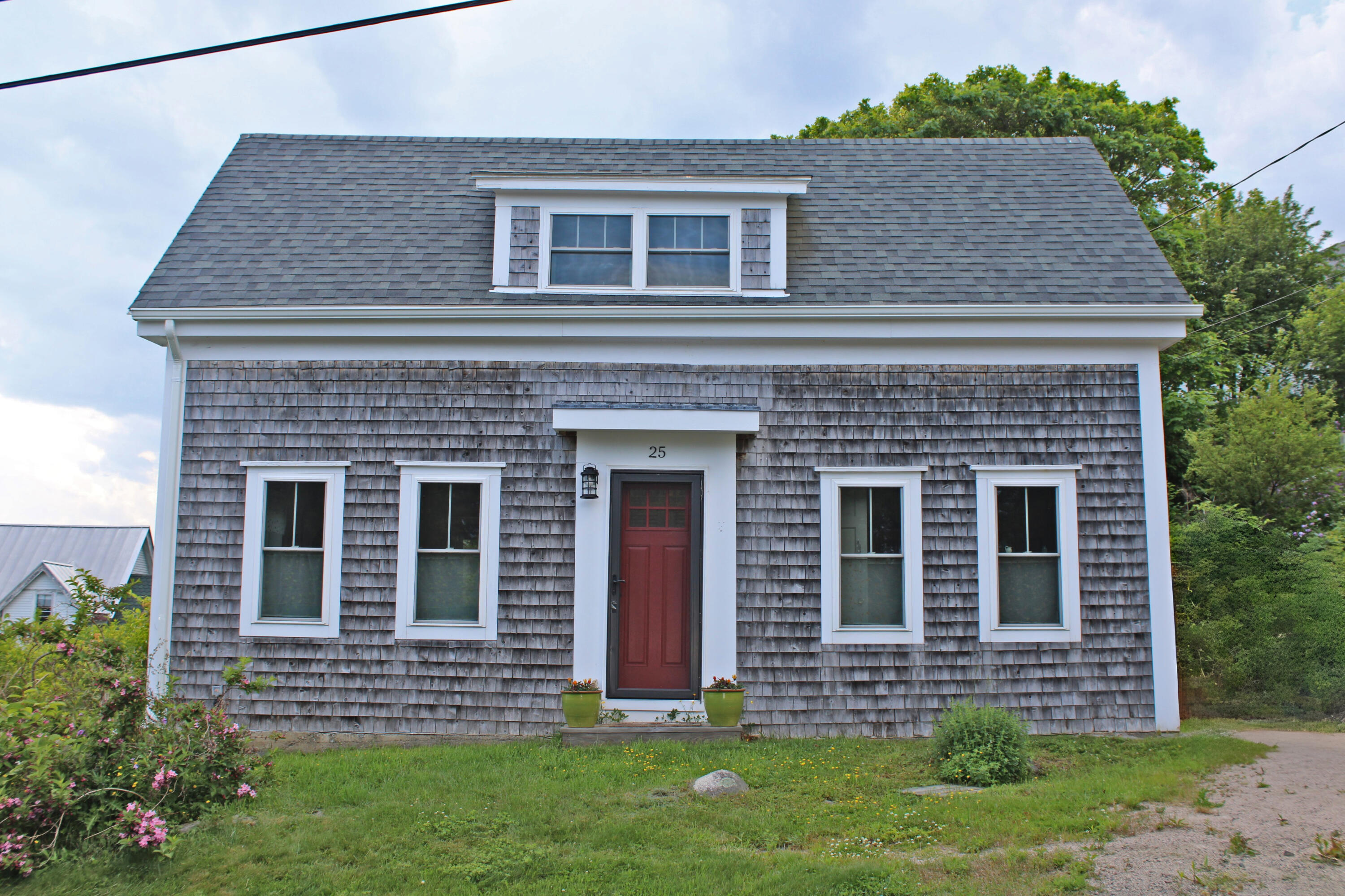 25 Church Street Property Photo 6