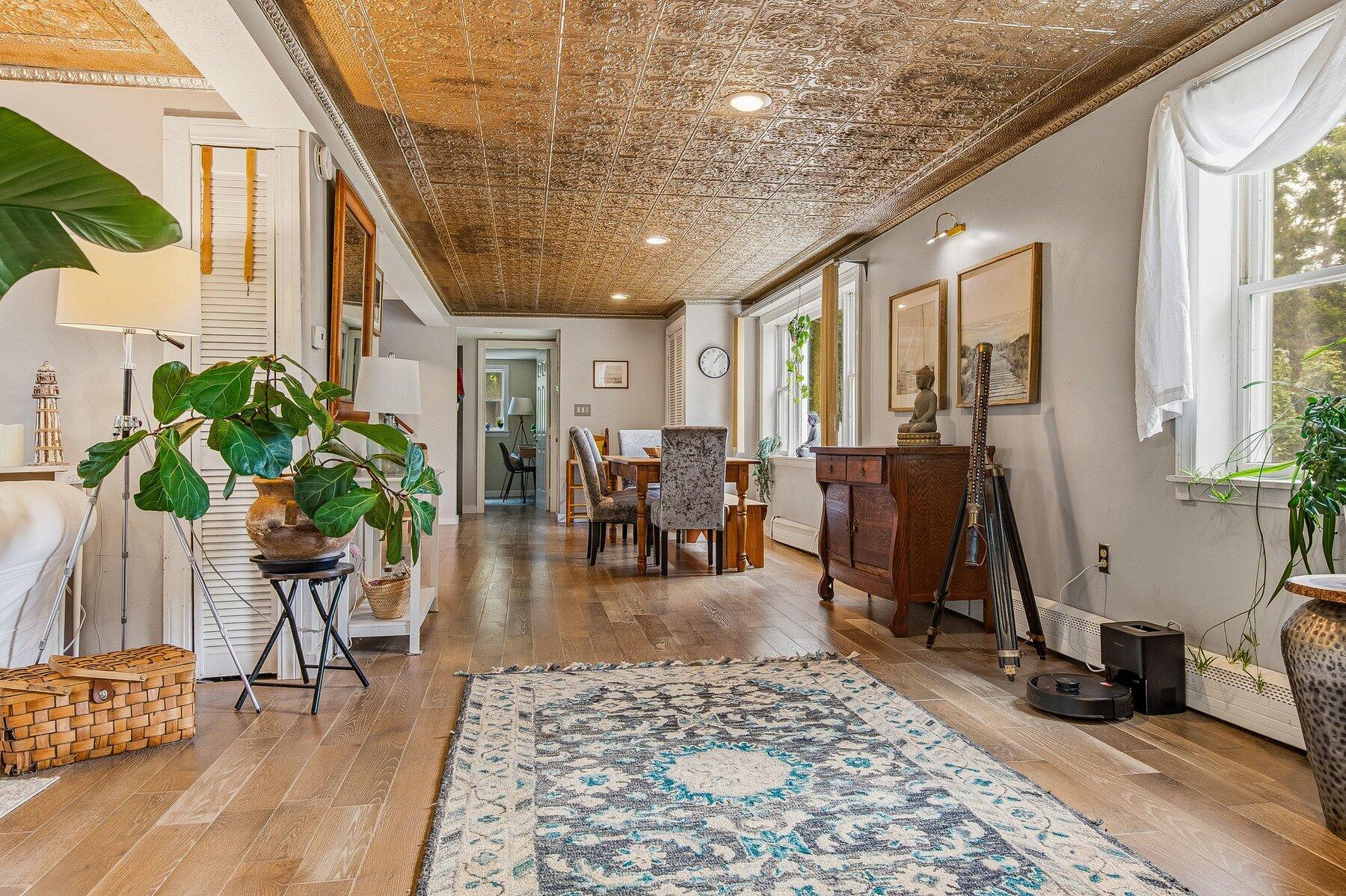 17 Wood Avenue Property Photo 4