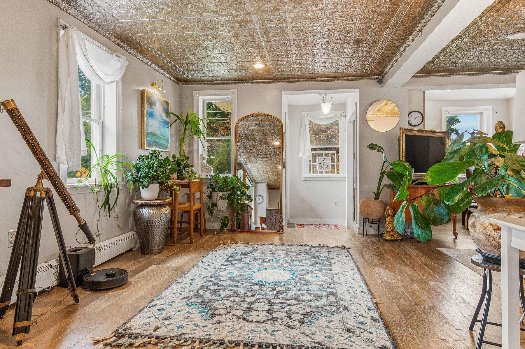 17 Wood Avenue Property Photo 5