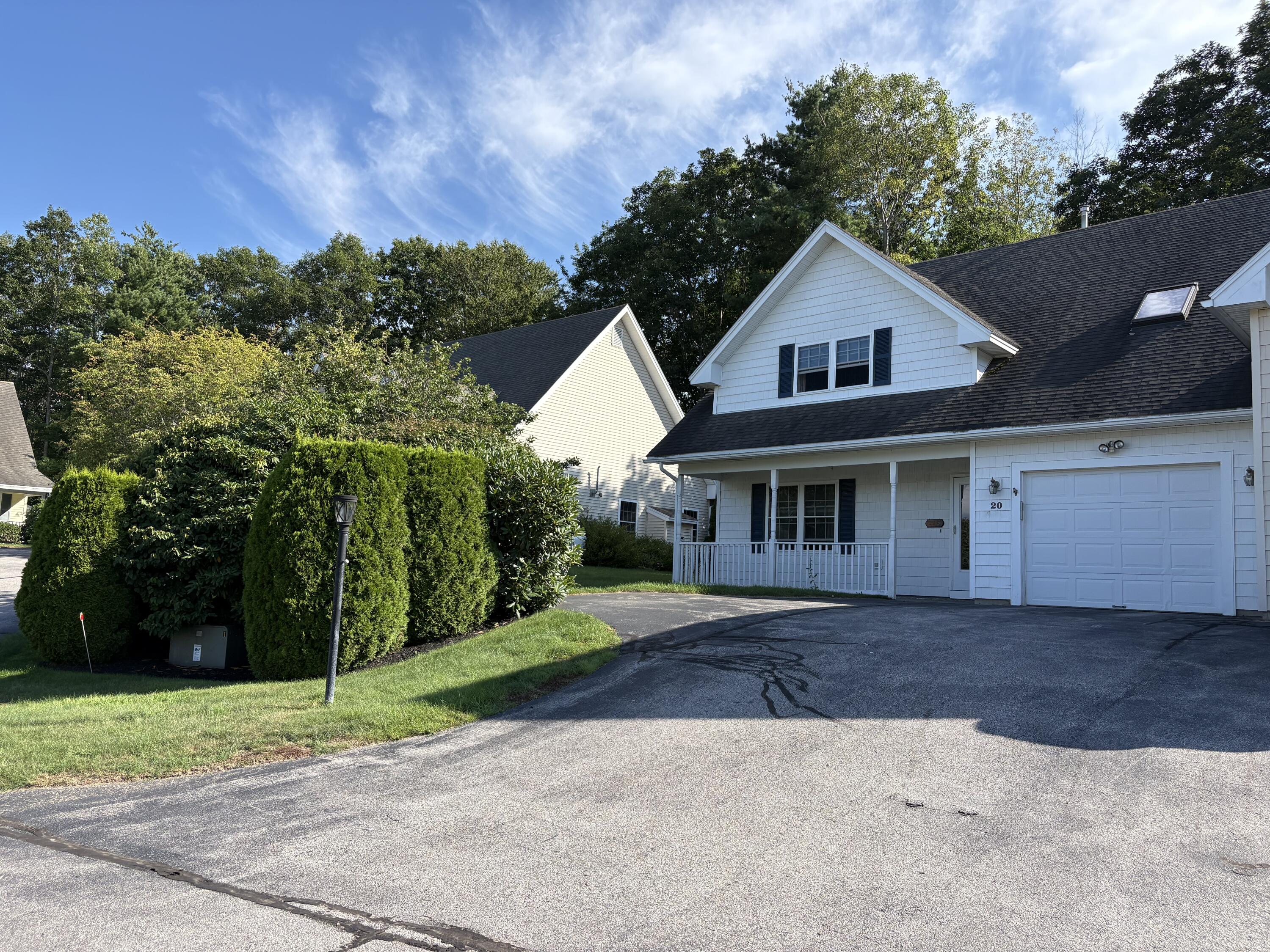 20 Spring Pond Circle Property Photo 1