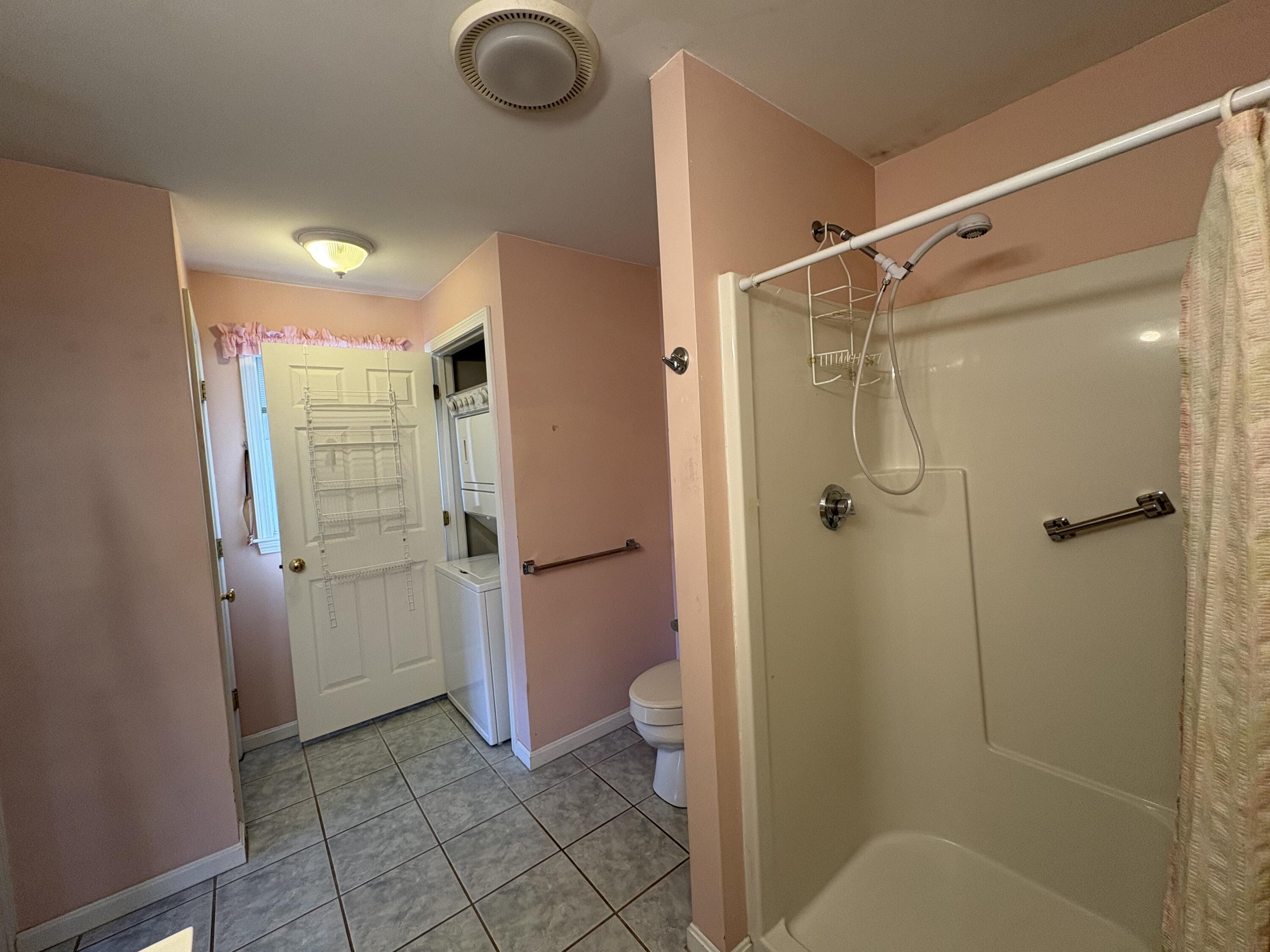 20 Spring Pond Circle Property Photo 10