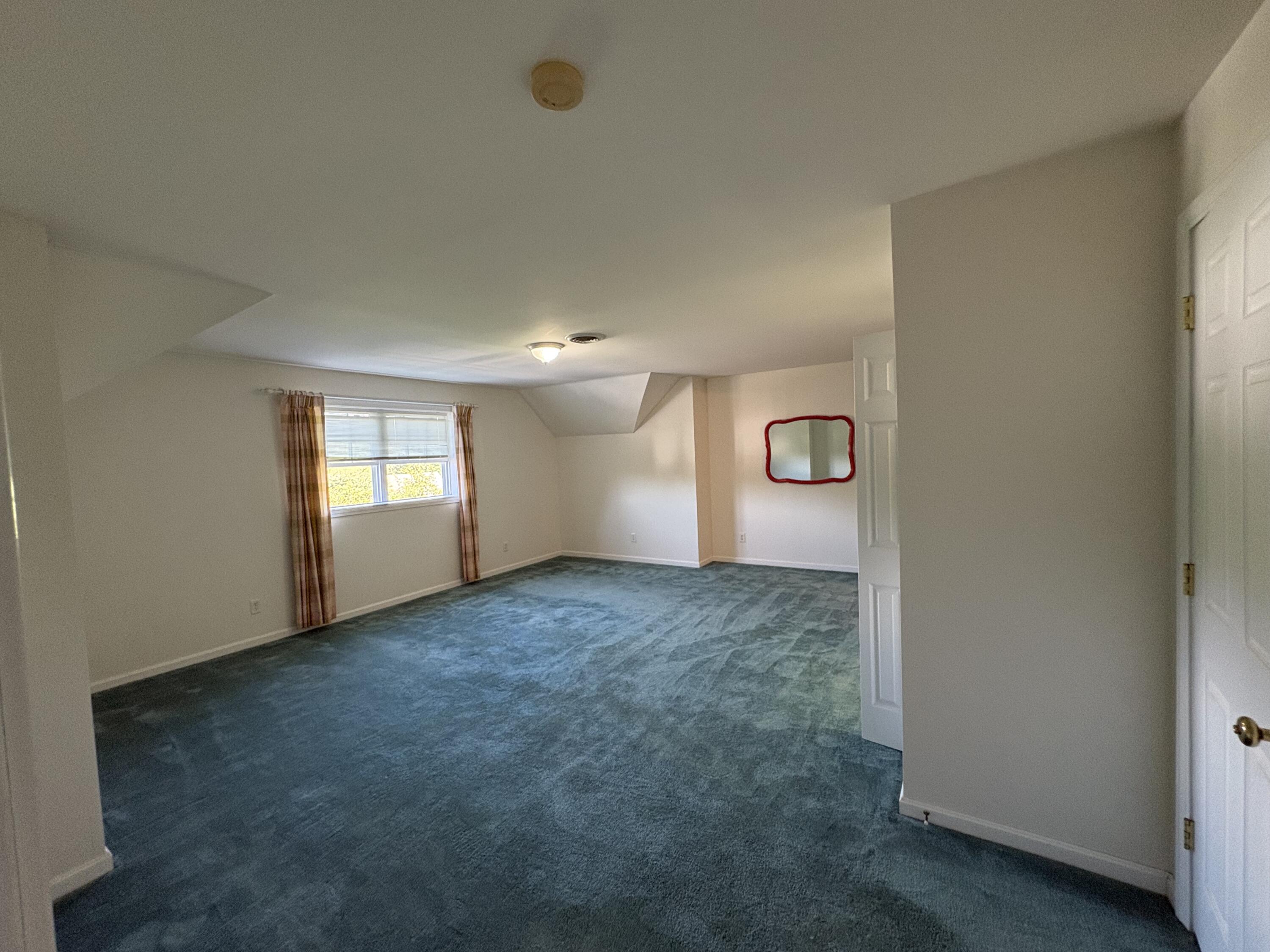 20 Spring Pond Circle Property Photo 15