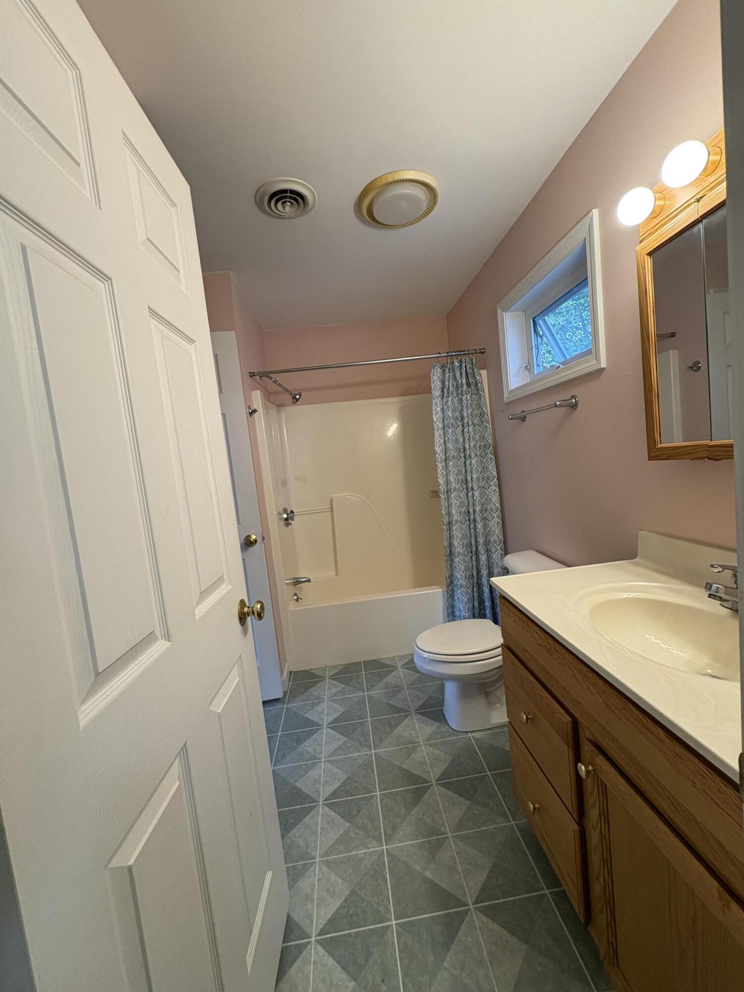 20 Spring Pond Circle Property Photo 16