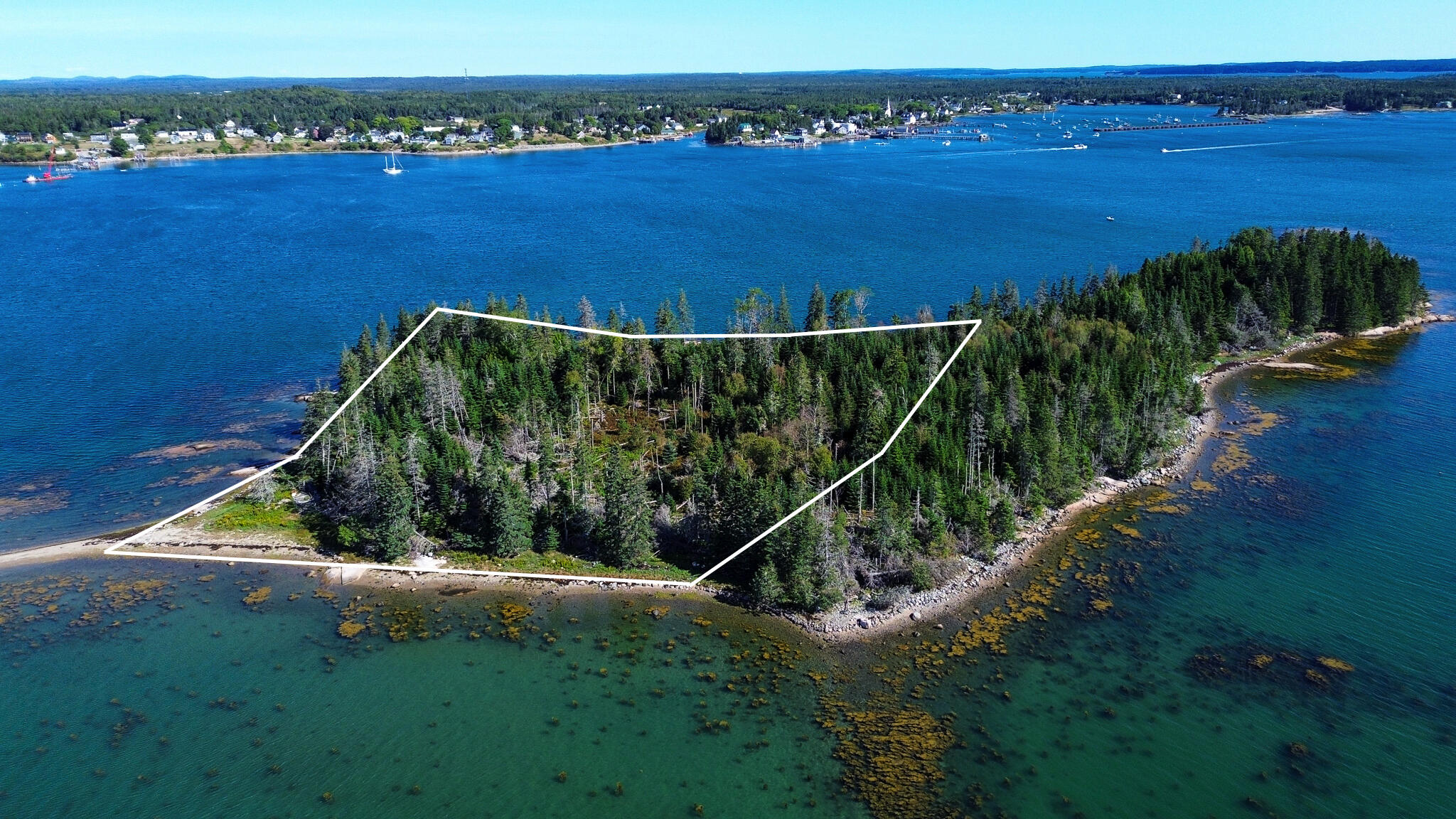 0 French House Island Property Photo 4