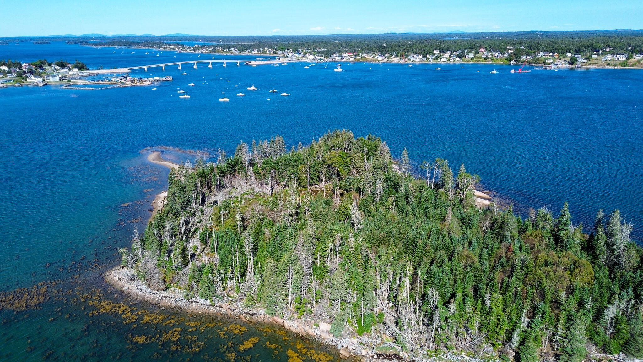 0 French House Island Property Photo 10
