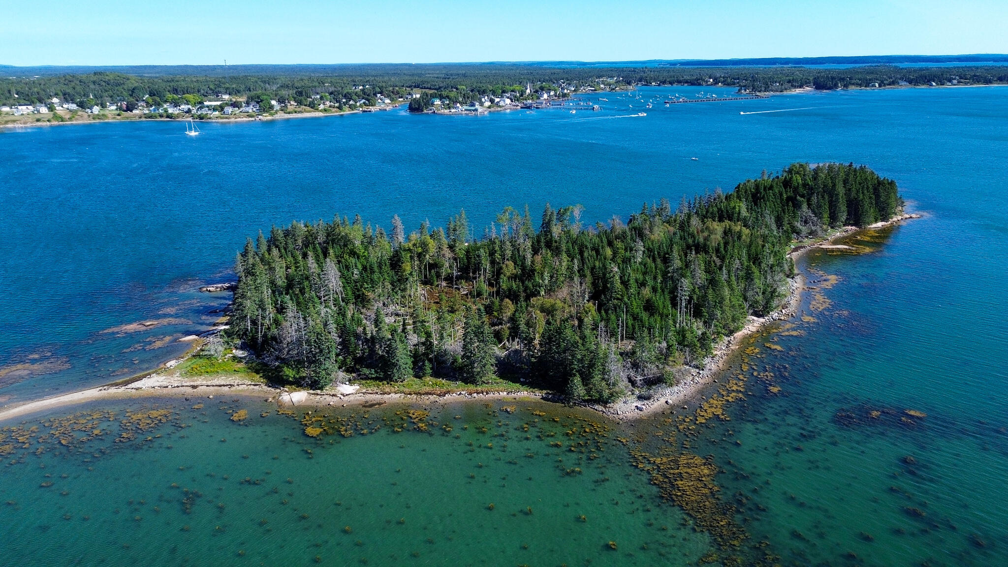0 French House Island Property Photo 14