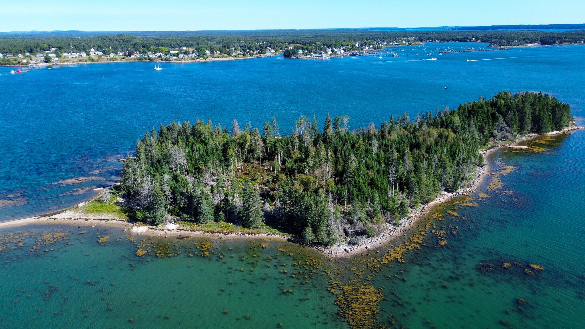 0 French House Island Property Photo 15