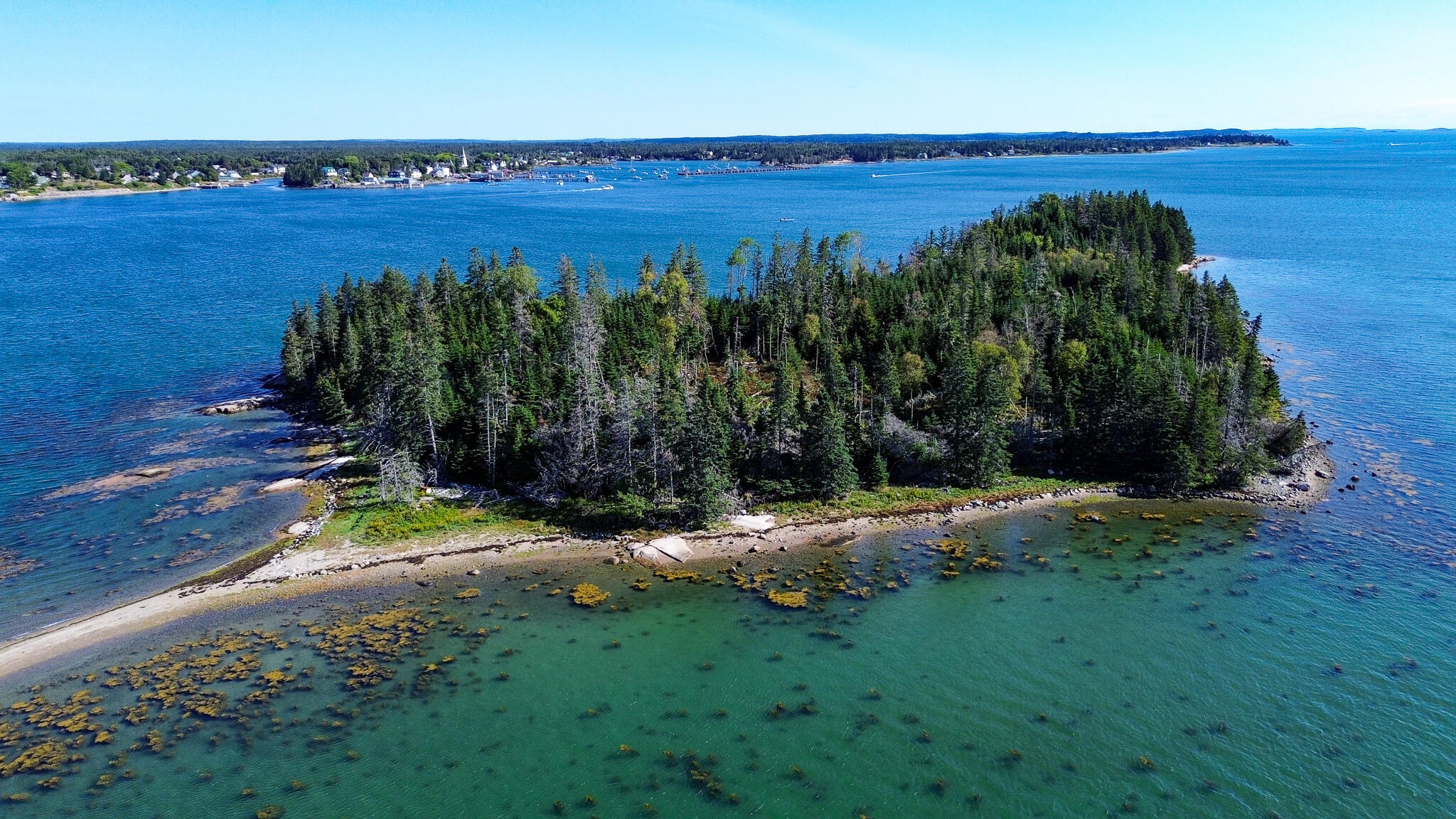 0 French House Island Property Photo 18